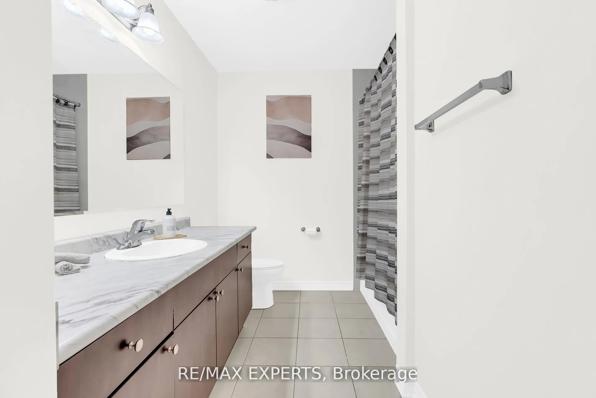 Photo 25 of 1544 Gainer Crescent, Milton, Clarke — HOMEH