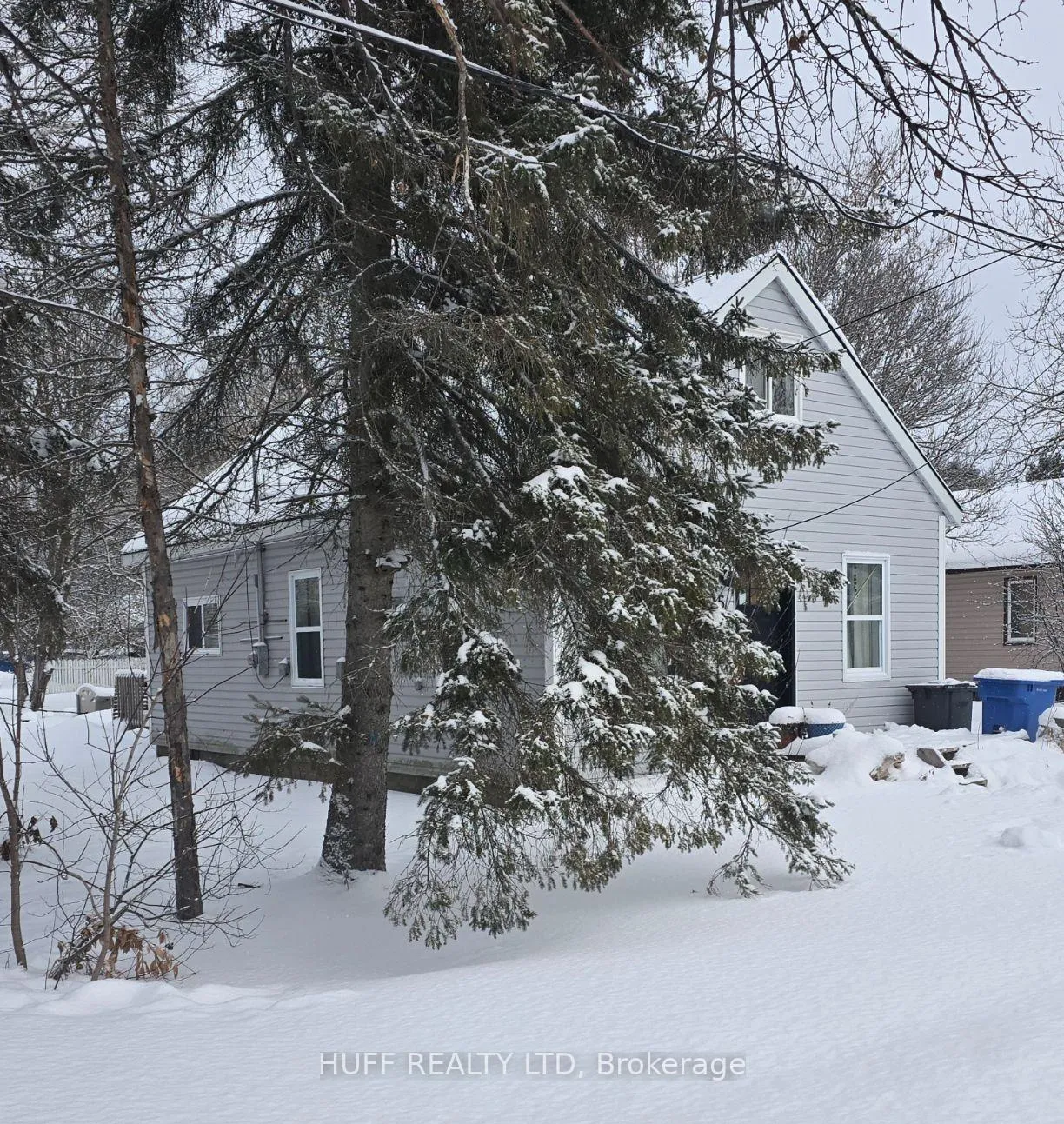 Photo 3 of 15 Eighth Avenue, Englehart — HOMEH