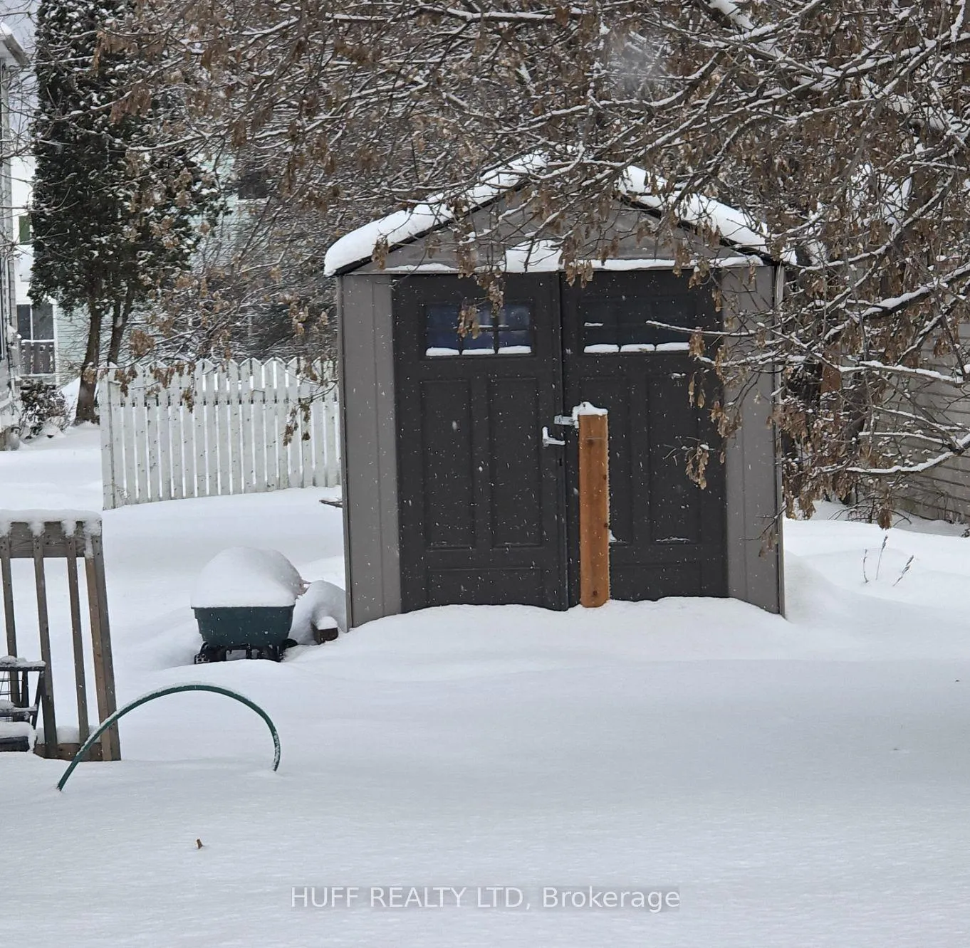 Photo 4 of 15 Eighth Avenue, Englehart — HOMEH