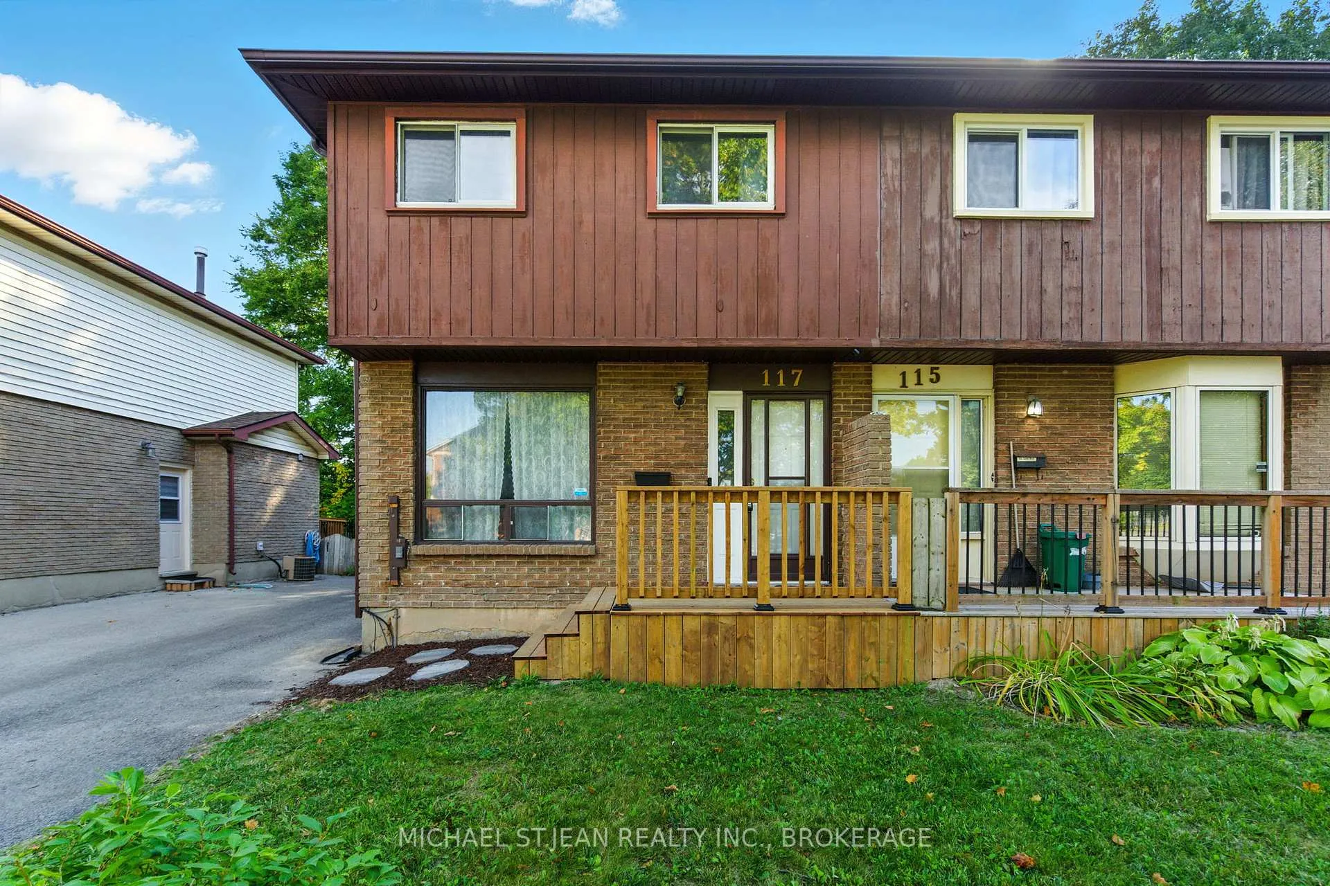 Photo 2 of 117 Silvan Drive, Welland, N. Welland — HOMEH