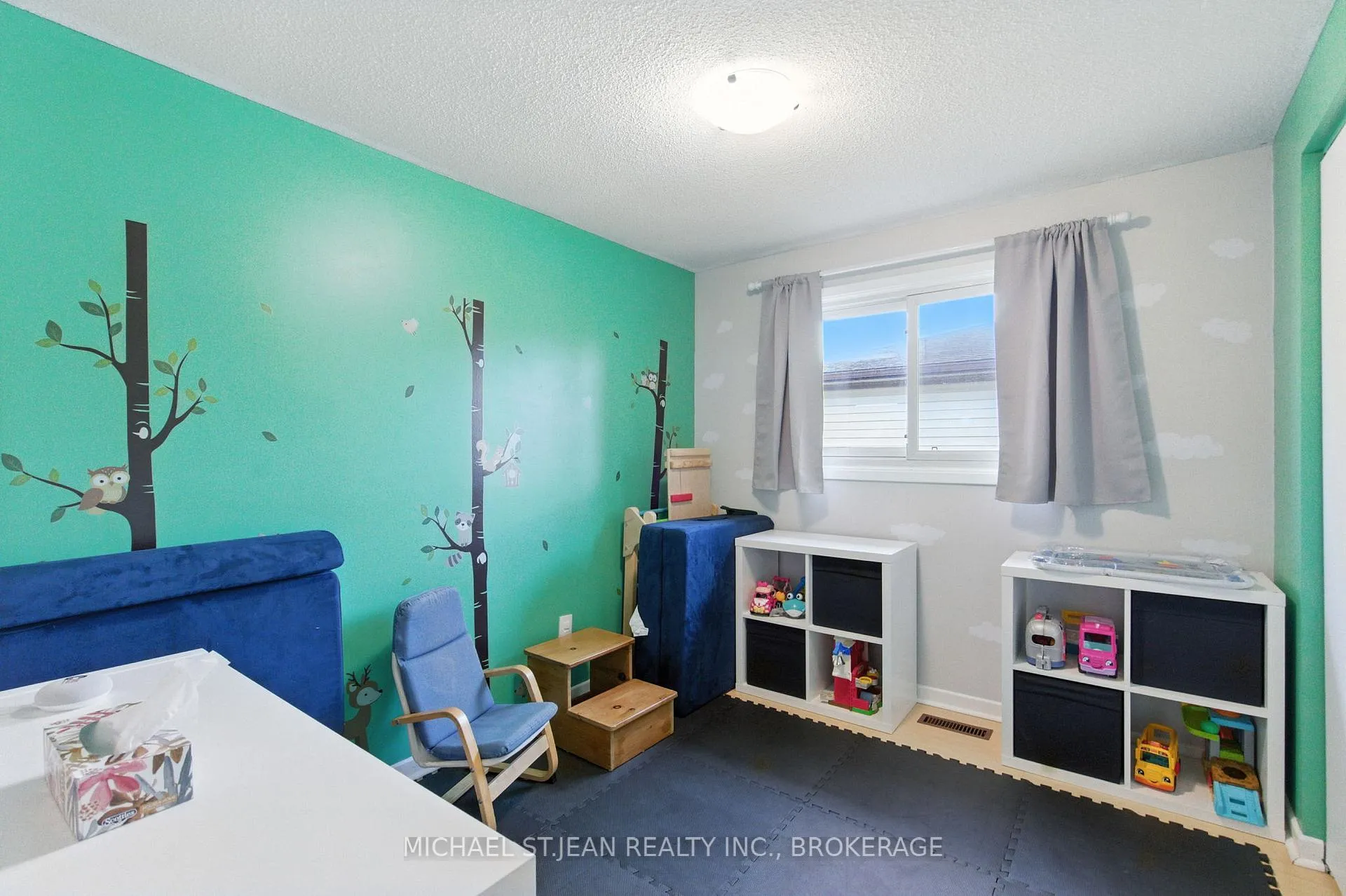 Photo 31 of 117 Silvan Drive, Welland, N. Welland — HOMEH