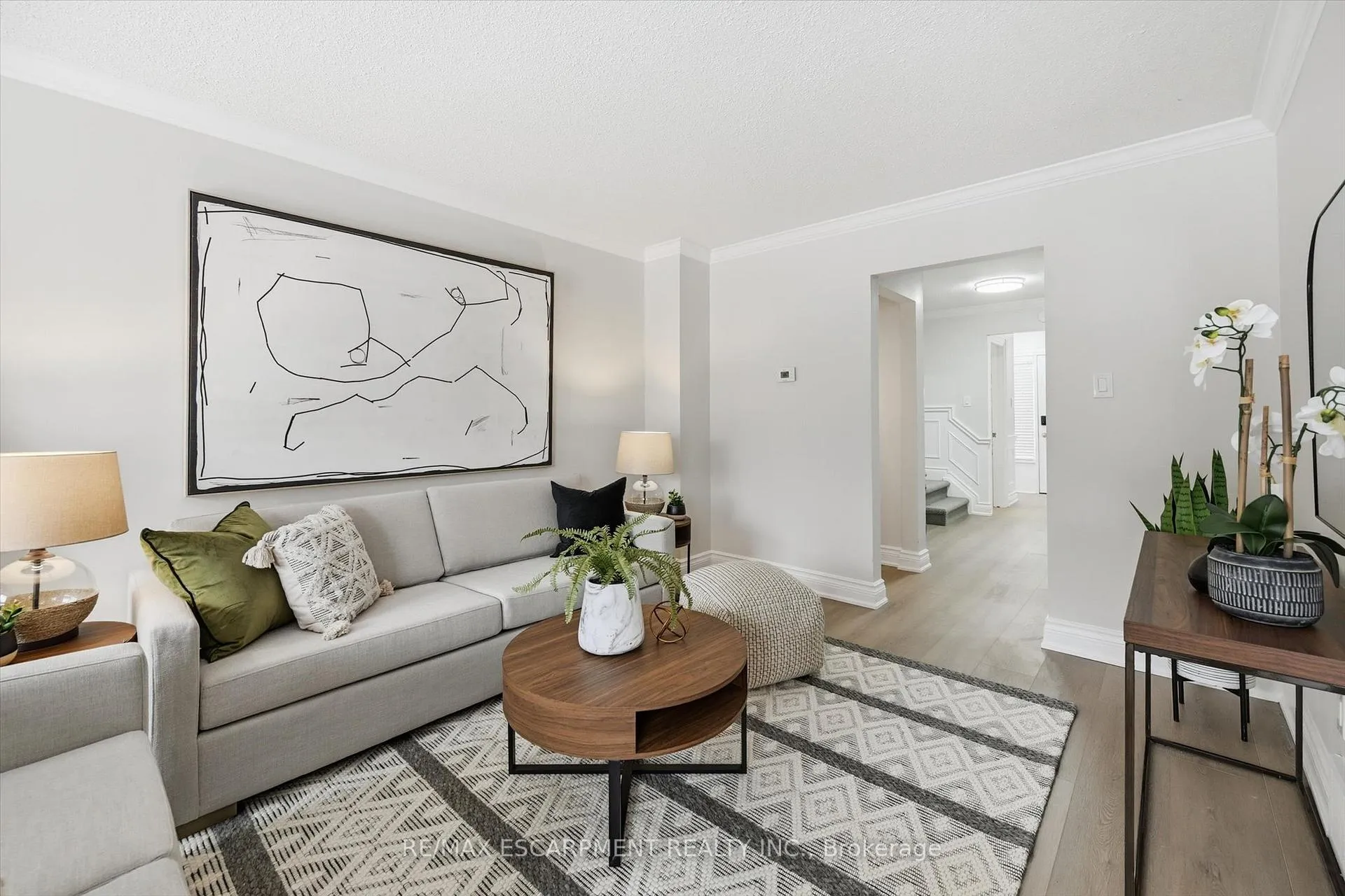 Photo 6 of Unit 9, 4194 Longmoor Drive, Burlington, Shoreacres — HOMEH
