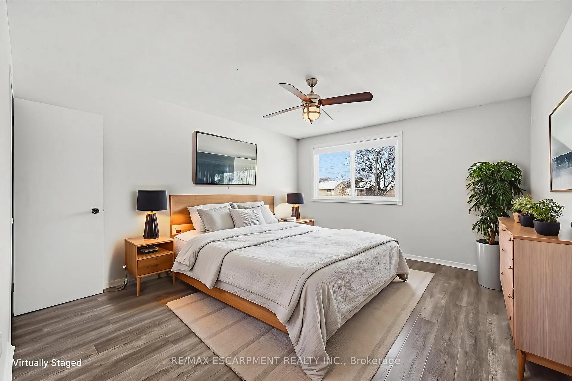 Photo 20 of Unit 9, 4194 Longmoor Drive, Burlington, Shoreacres — HOMEH