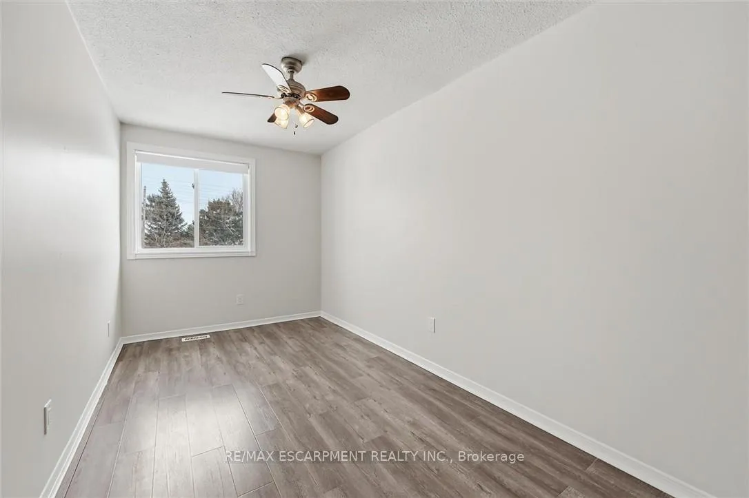 Photo 26 of Unit 9, 4194 Longmoor Drive, Burlington, Shoreacres — HOMEH