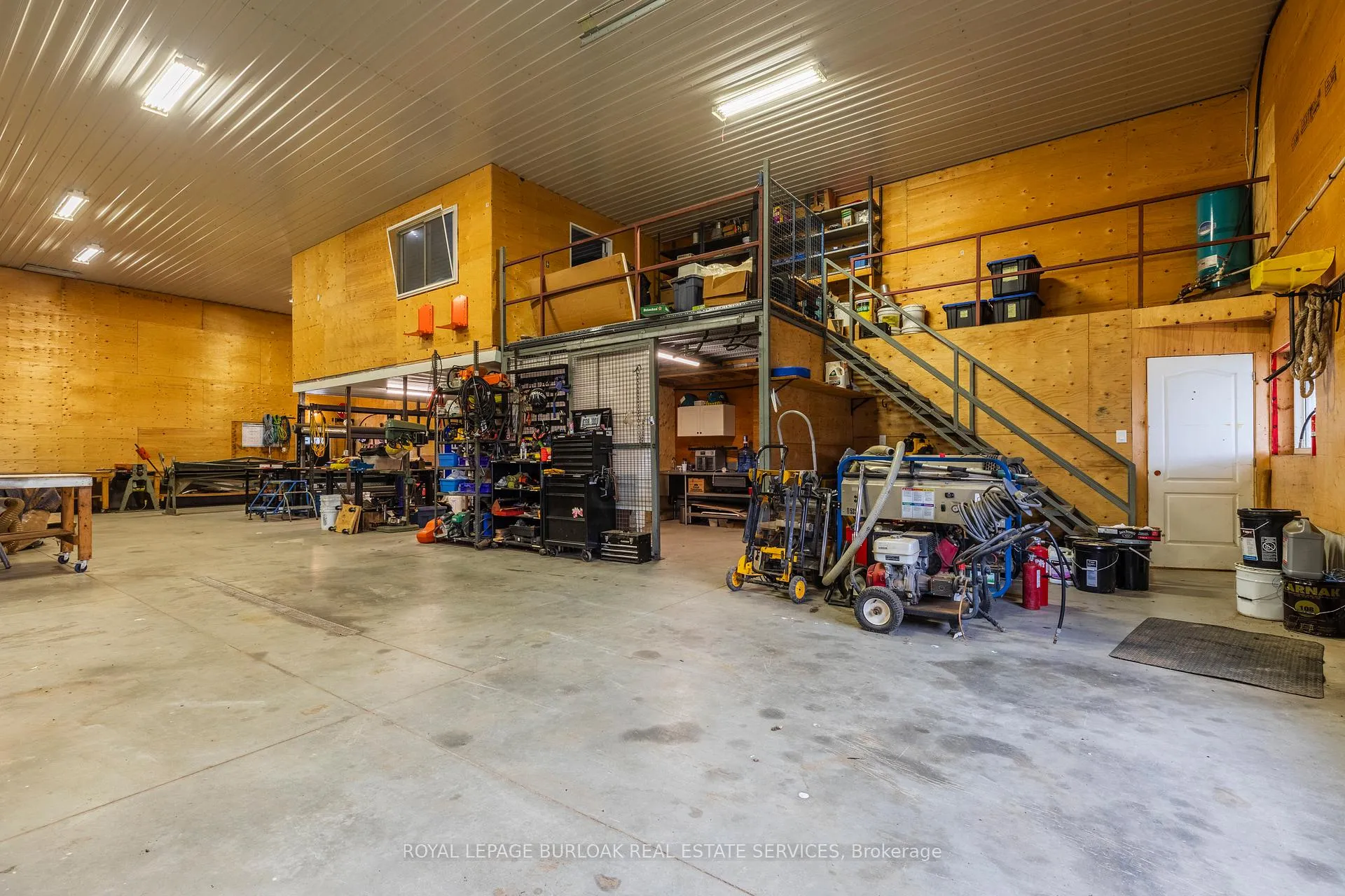 Photo 27 of 1506 6th Con Road W, Hamilton, Rural Flamborough — HOMEH