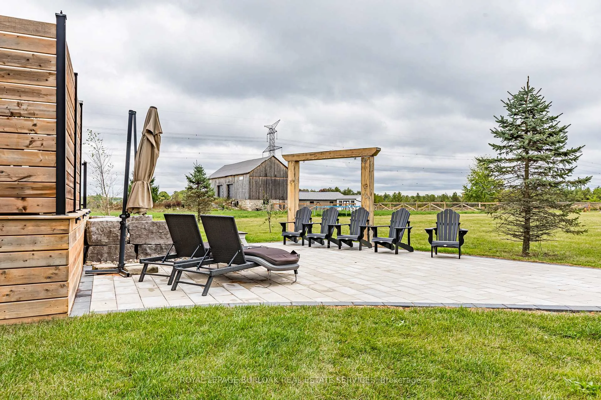Photo 30 of 1506 6th Con Road W, Hamilton, Rural Flamborough — HOMEH