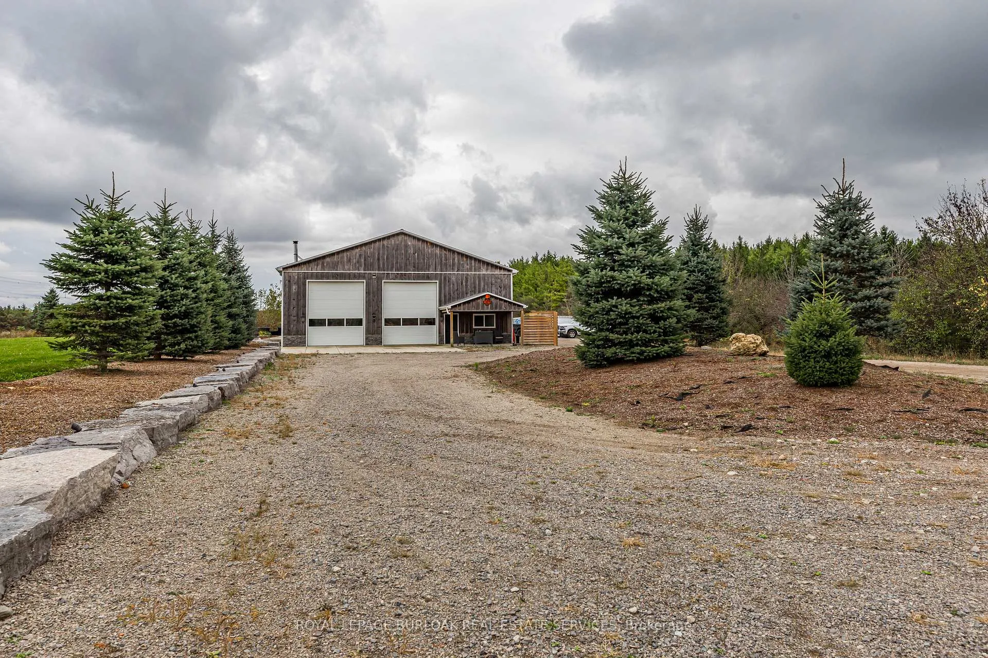 Photo 35 of 1506 6th Con Road W, Hamilton, Rural Flamborough — HOMEH