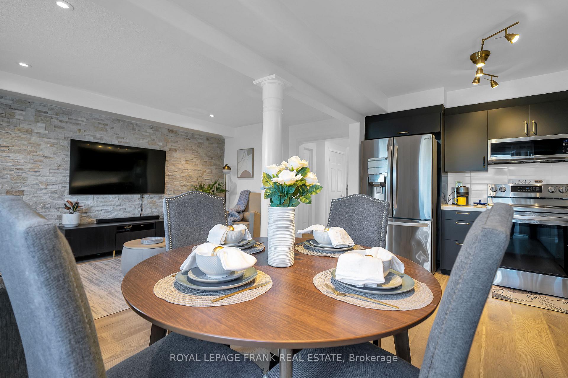 Photo 16 of 72 Lunney Crescent, Clarington, Bowmanville — HOMEH