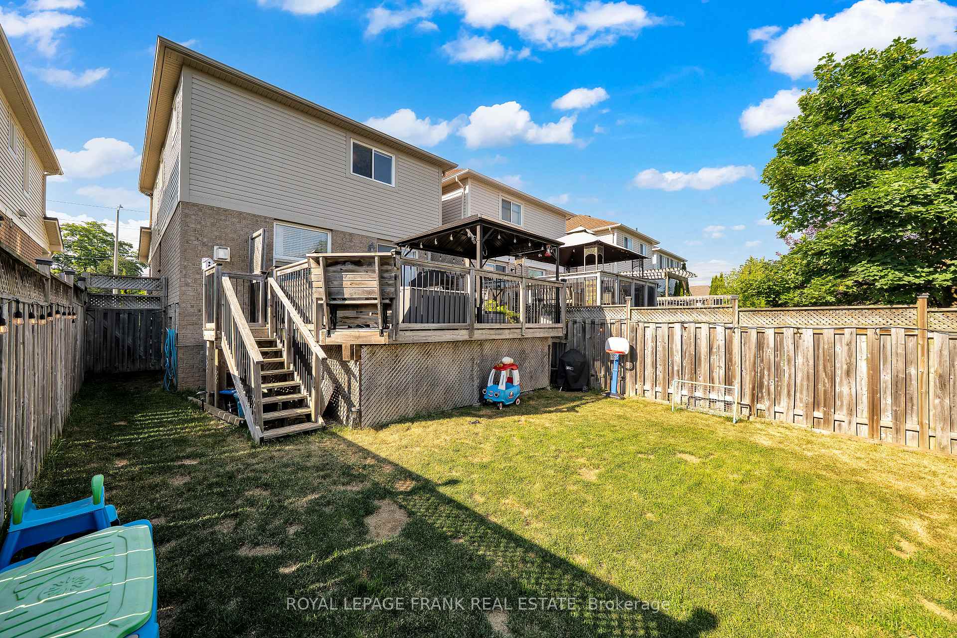 Photo 38 of 72 Lunney Crescent, Clarington, Bowmanville — HOMEH