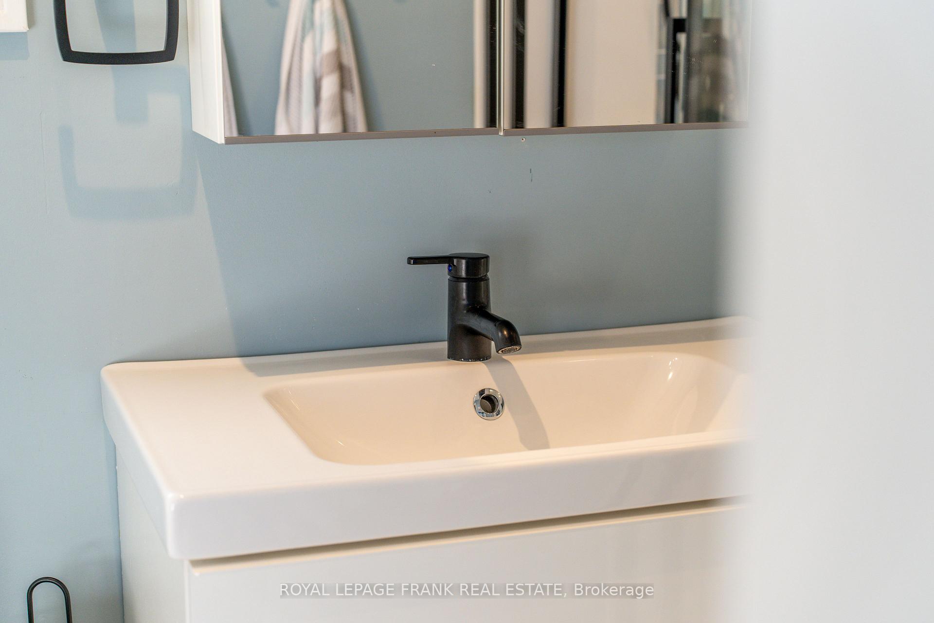 Photo 46 of 72 Lunney Crescent, Clarington, Bowmanville — HOMEH