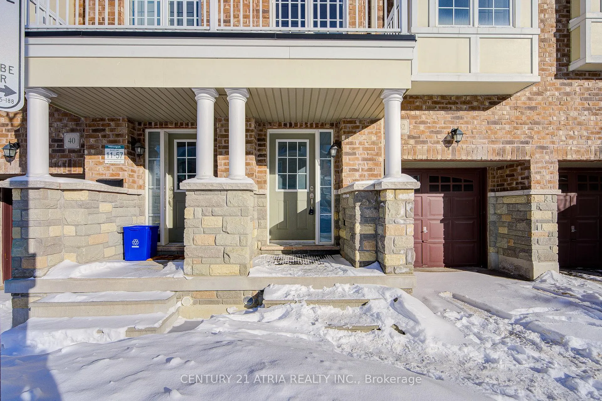 Photo 2 of 42 Roy Grove Way, Markham, Greensborough — HOMEH