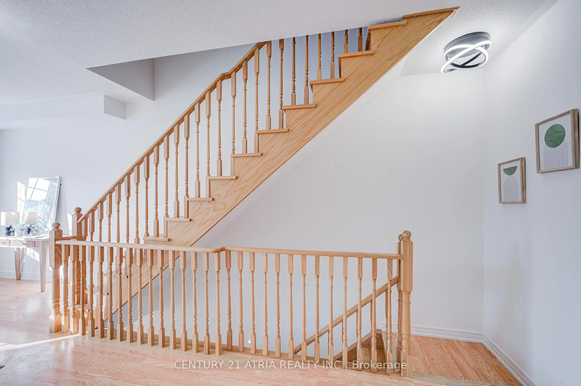 Photo 12 of 42 Roy Grove Way, Markham, Greensborough — HOMEH