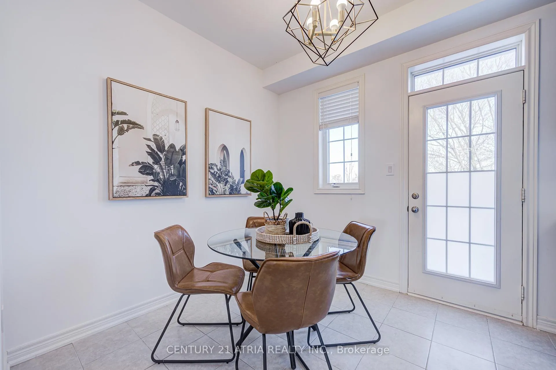 Photo 21 of 42 Roy Grove Way, Markham, Greensborough — HOMEH