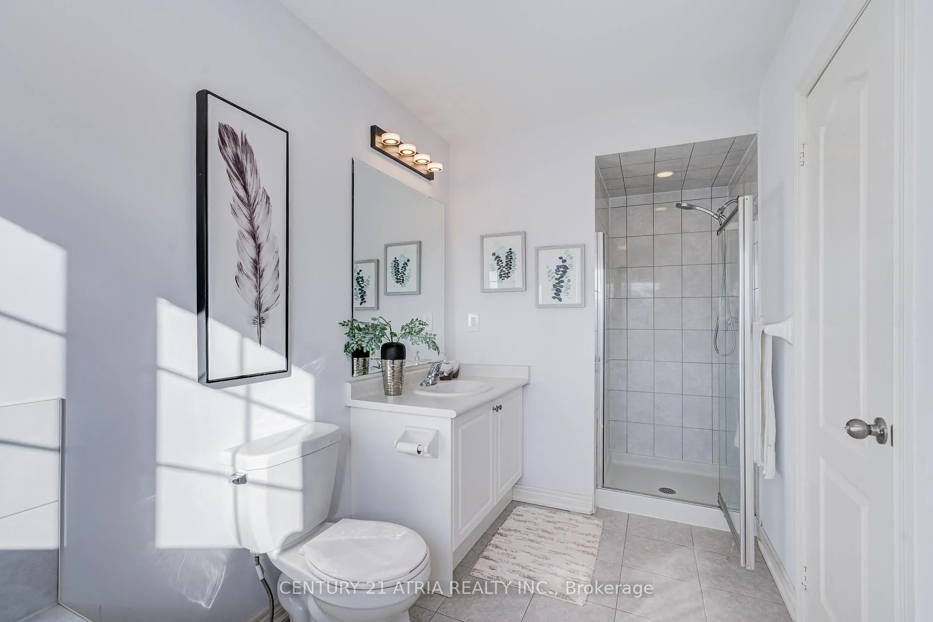 Photo 36 of 42 Roy Grove Way, Markham, Greensborough — HOMEH