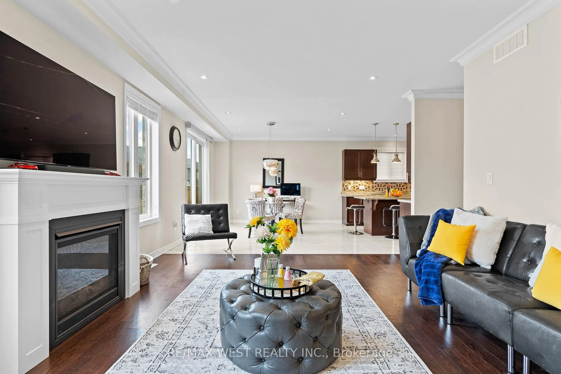Photo 15 of 67 Robertson Road, Hamilton, Meadowlands — HOMEH