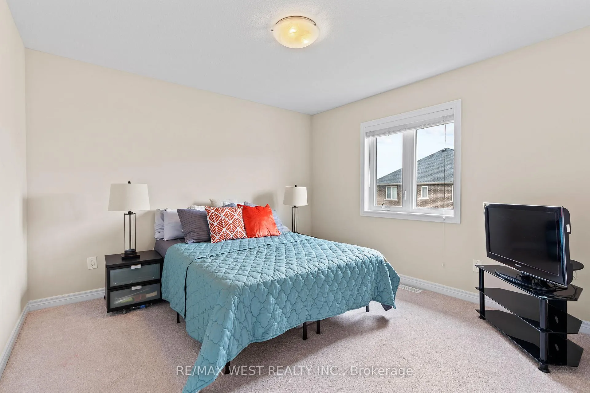 Photo 27 of 67 Robertson Road, Hamilton, Meadowlands — HOMEH