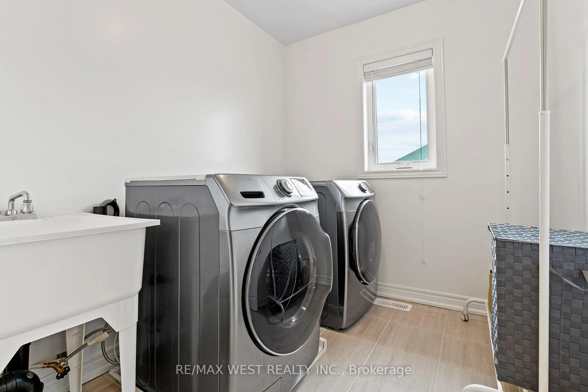 Photo 30 of 67 Robertson Road, Hamilton, Meadowlands — HOMEH