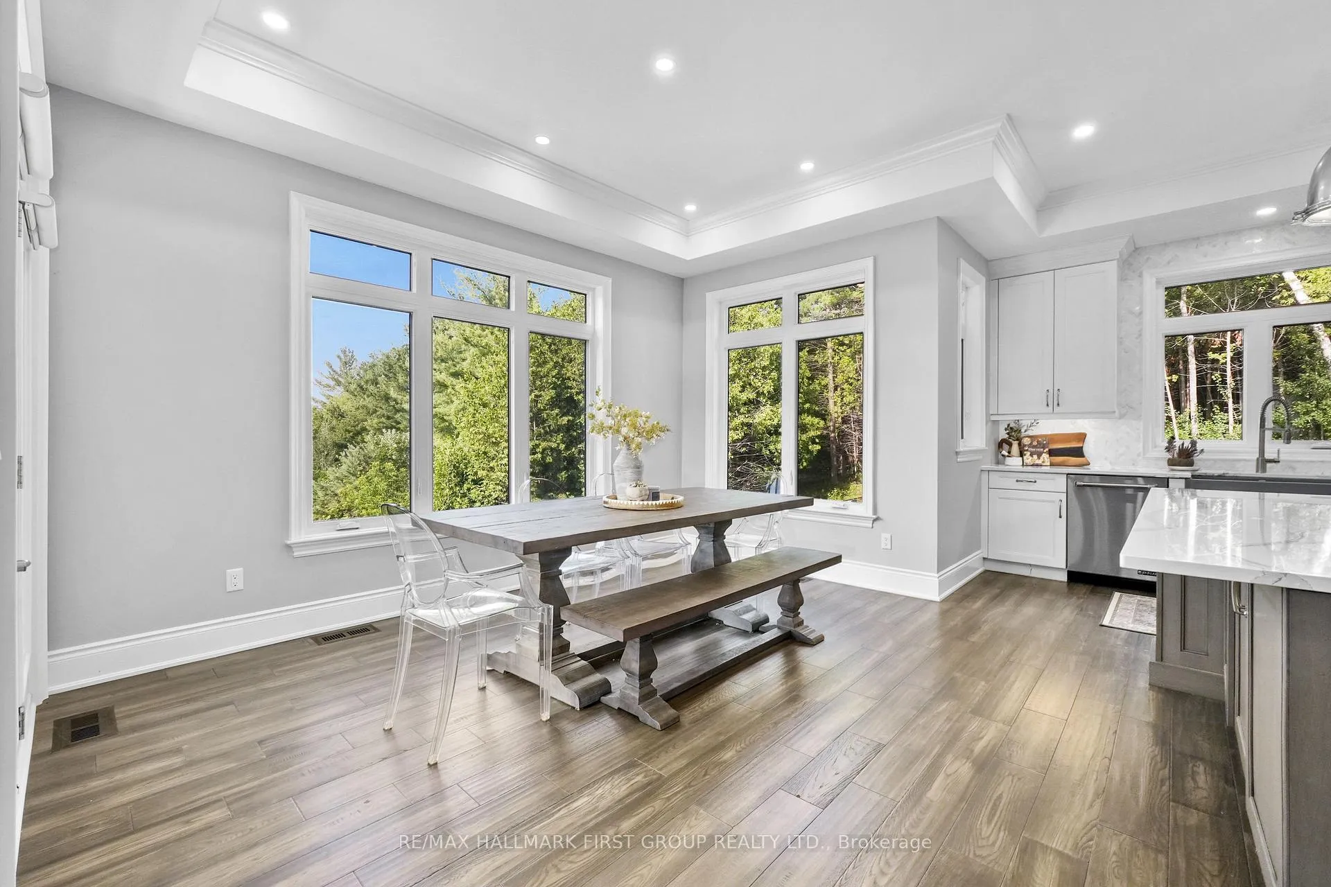 Photo 13 of 38 Deerfield Drive, Hamilton Township, Baltimore — HOMEH