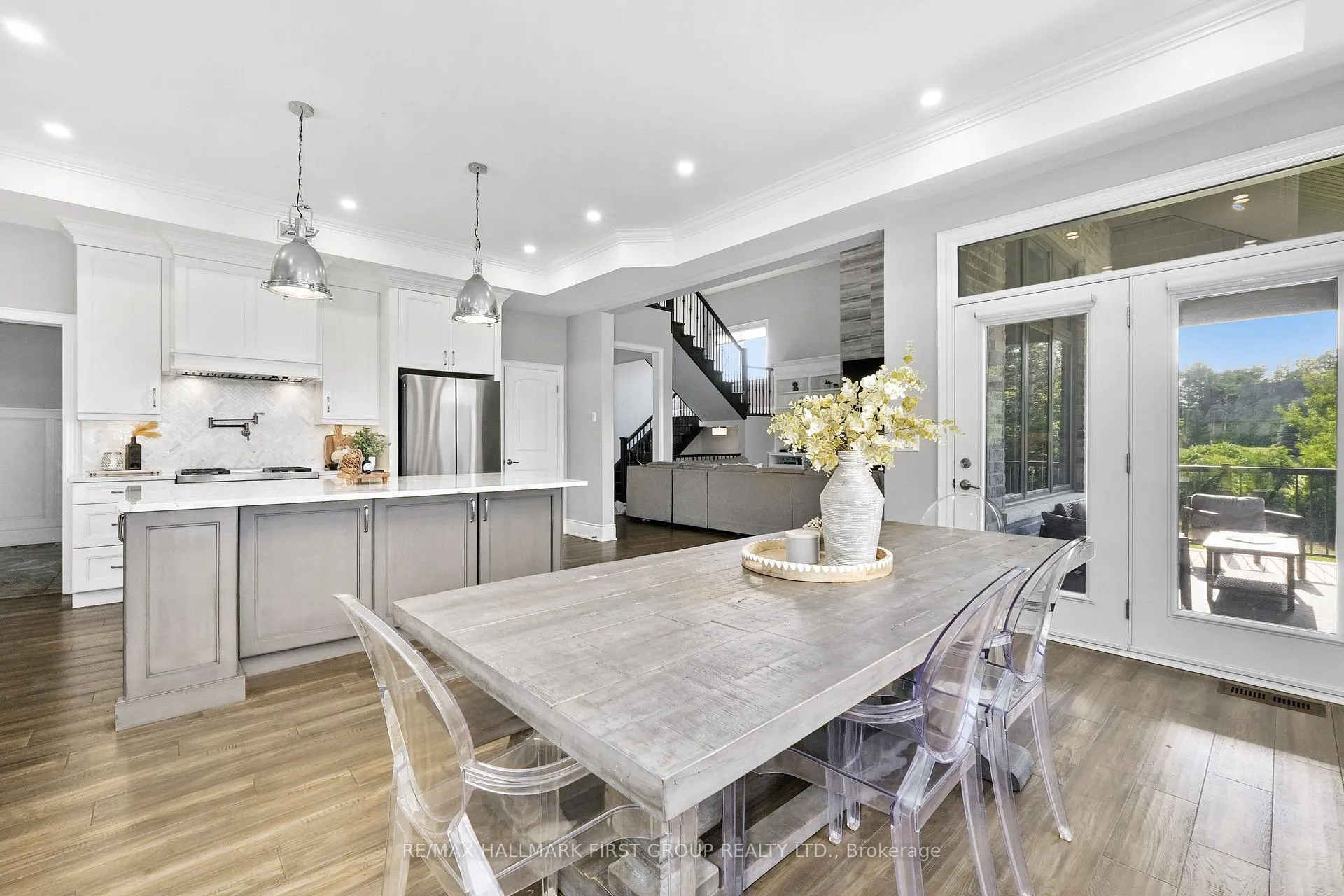 Photo 14 of 38 Deerfield Drive, Hamilton Township, Baltimore — HOMEH