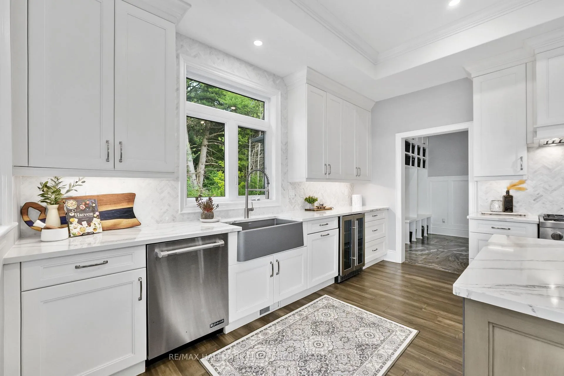 Photo 20 of 38 Deerfield Drive, Hamilton Township, Baltimore — HOMEH