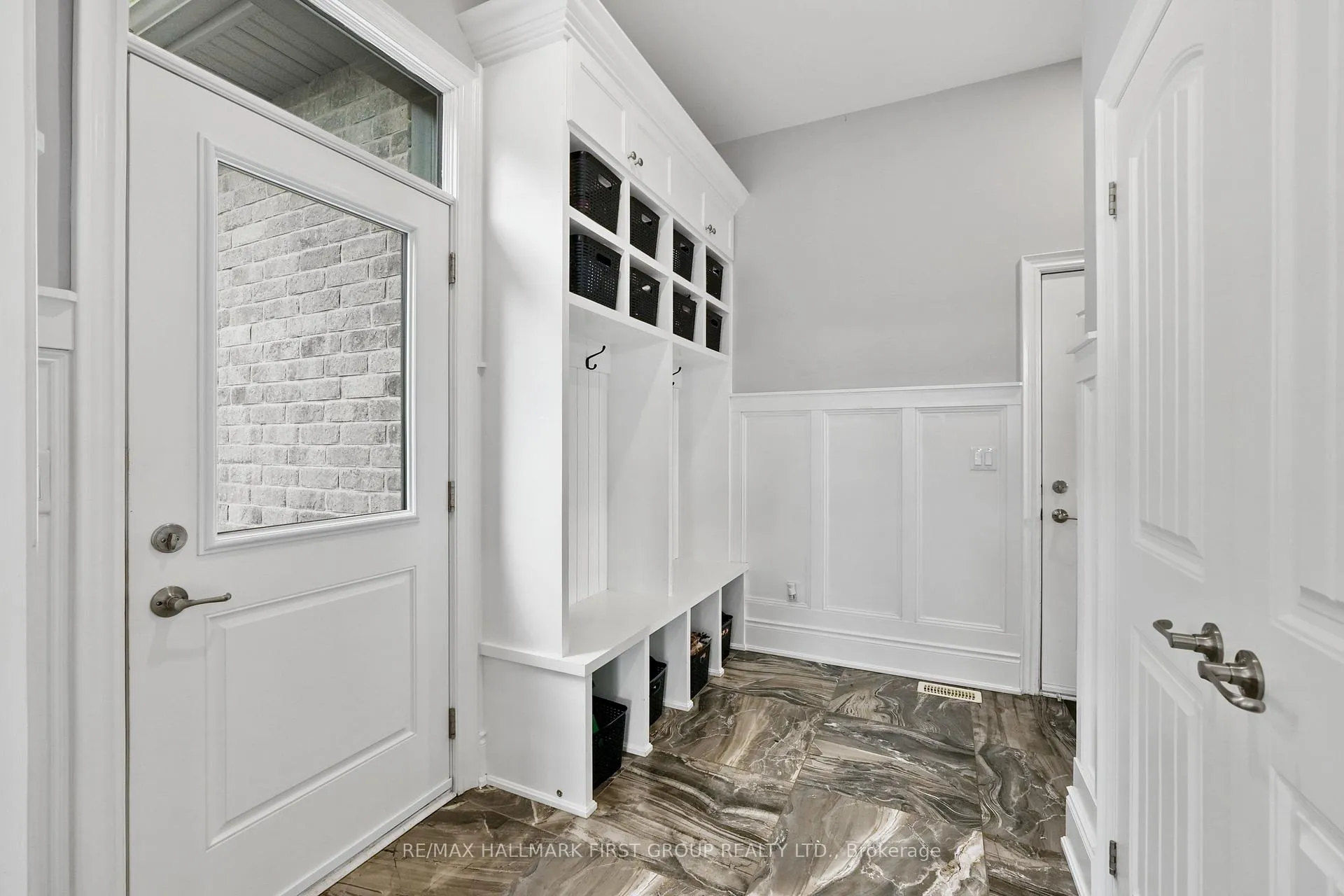 Photo 24 of 38 Deerfield Drive, Hamilton Township, Baltimore — HOMEH