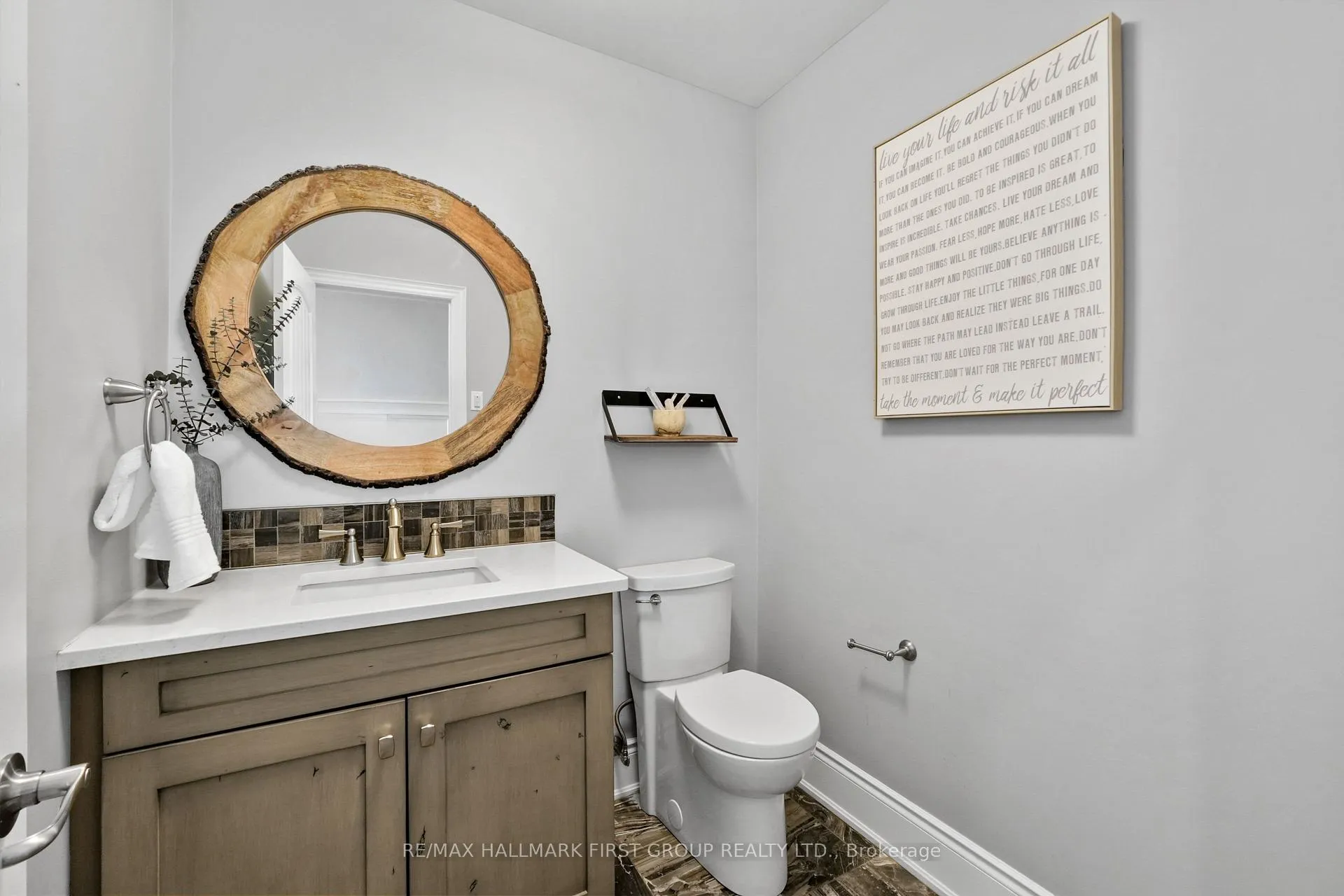 Photo 25 of 38 Deerfield Drive, Hamilton Township, Baltimore — HOMEH