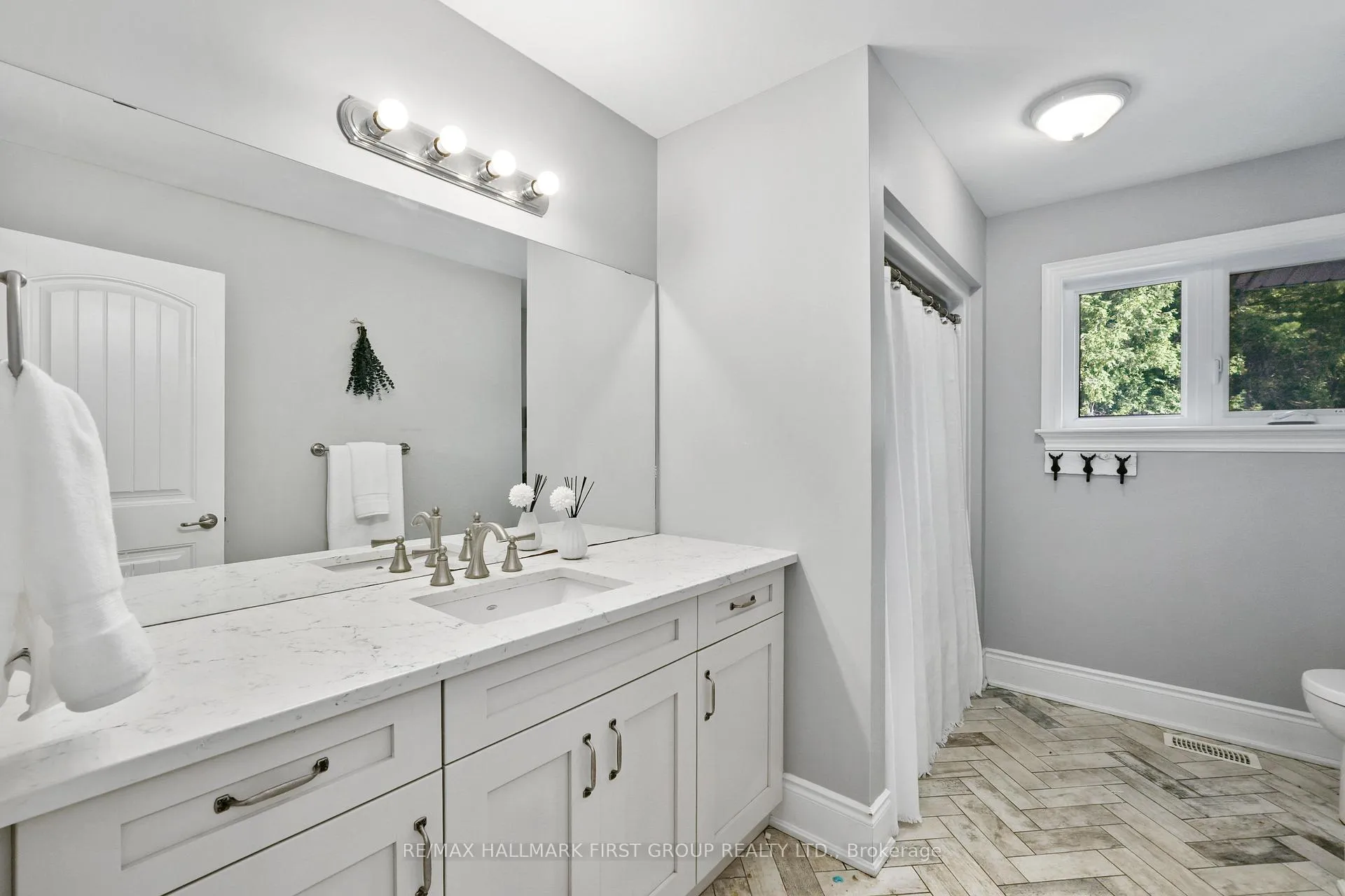 Photo 30 of 38 Deerfield Drive, Hamilton Township, Baltimore — HOMEH