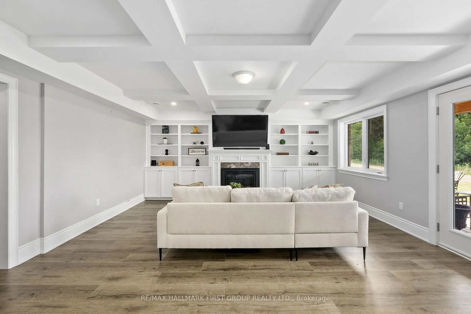 Photo 34 of 38 Deerfield Drive, Hamilton Township, Baltimore — HOMEH