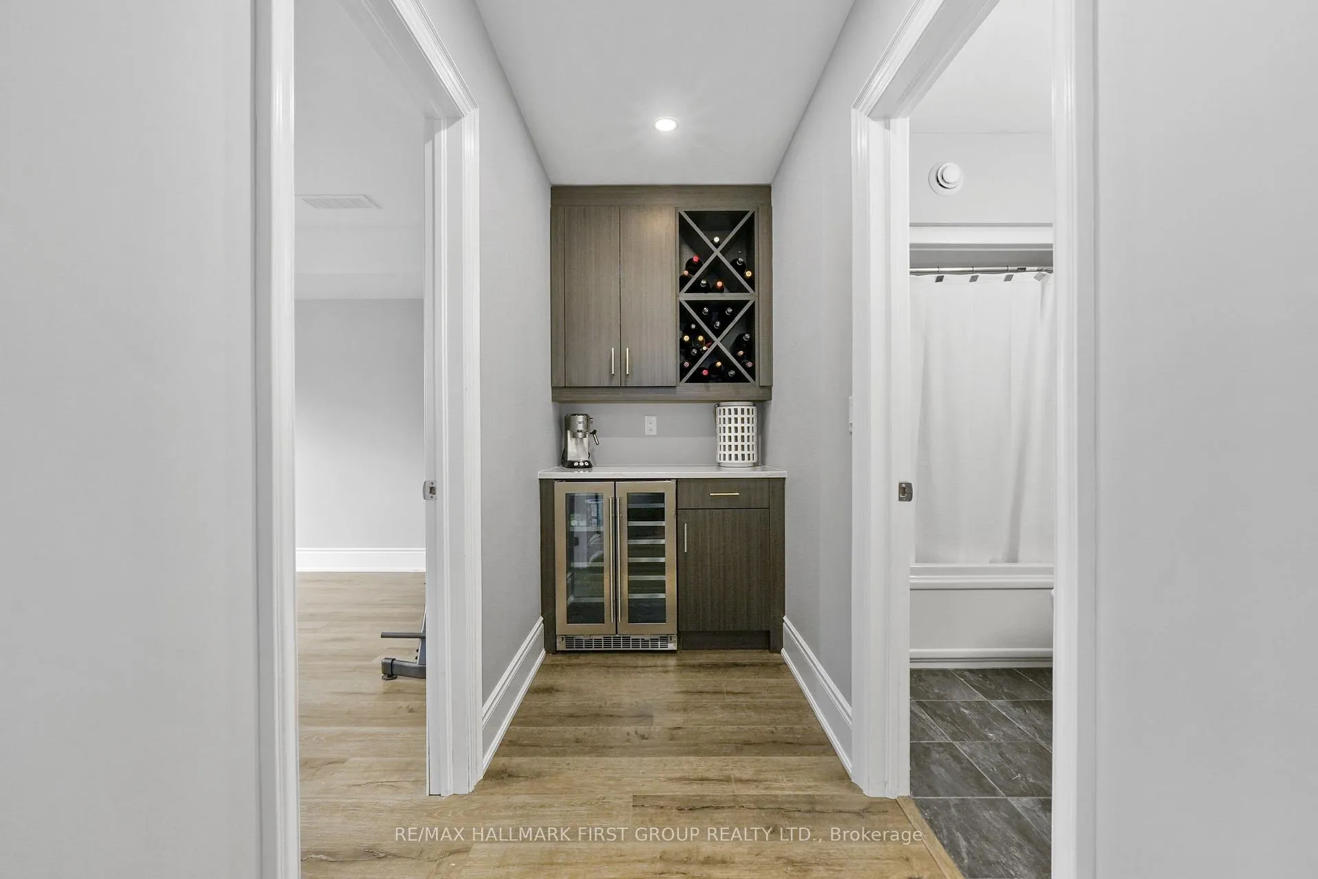 Photo 36 of 38 Deerfield Drive, Hamilton Township, Baltimore — HOMEH