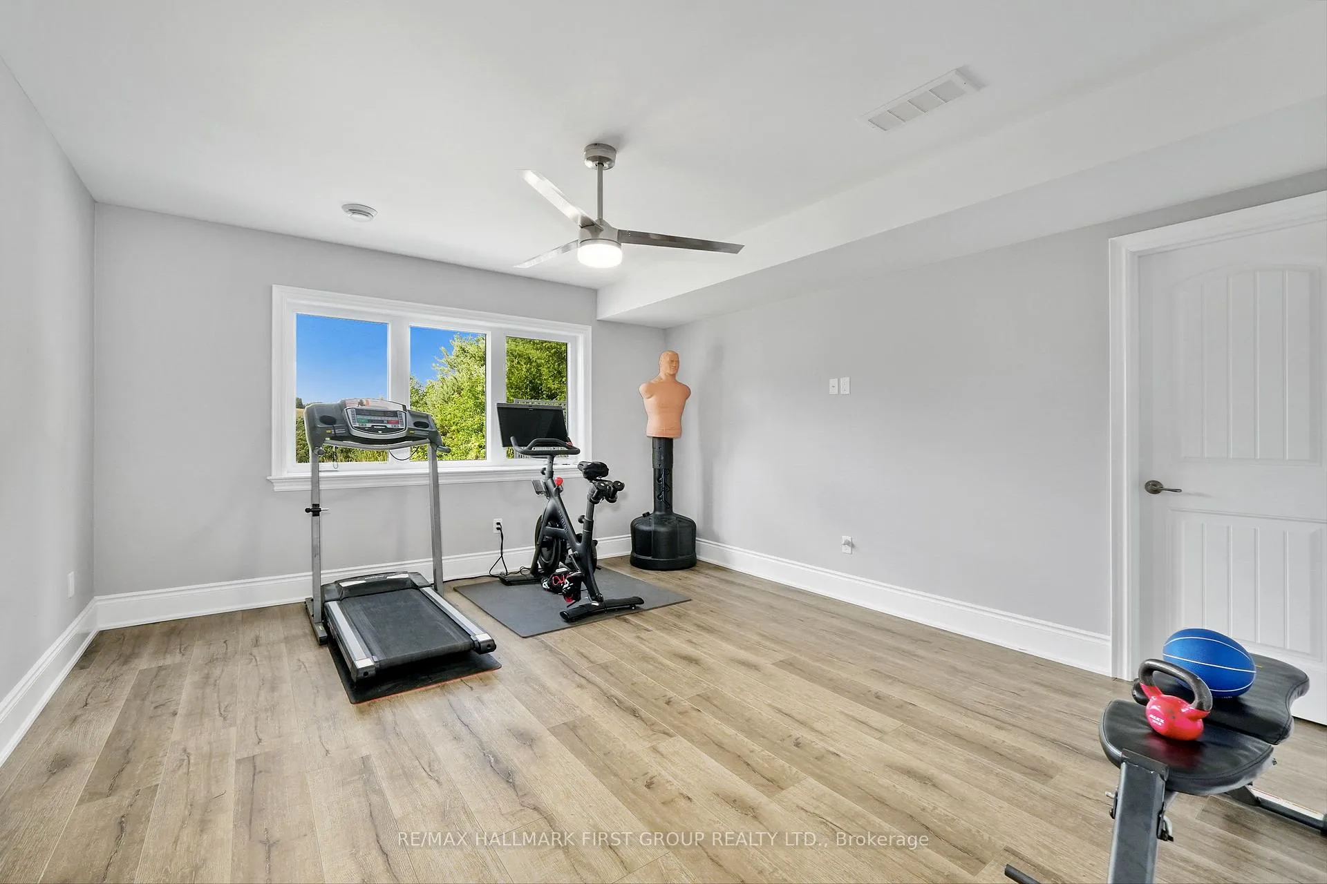 Photo 37 of 38 Deerfield Drive, Hamilton Township, Baltimore — HOMEH