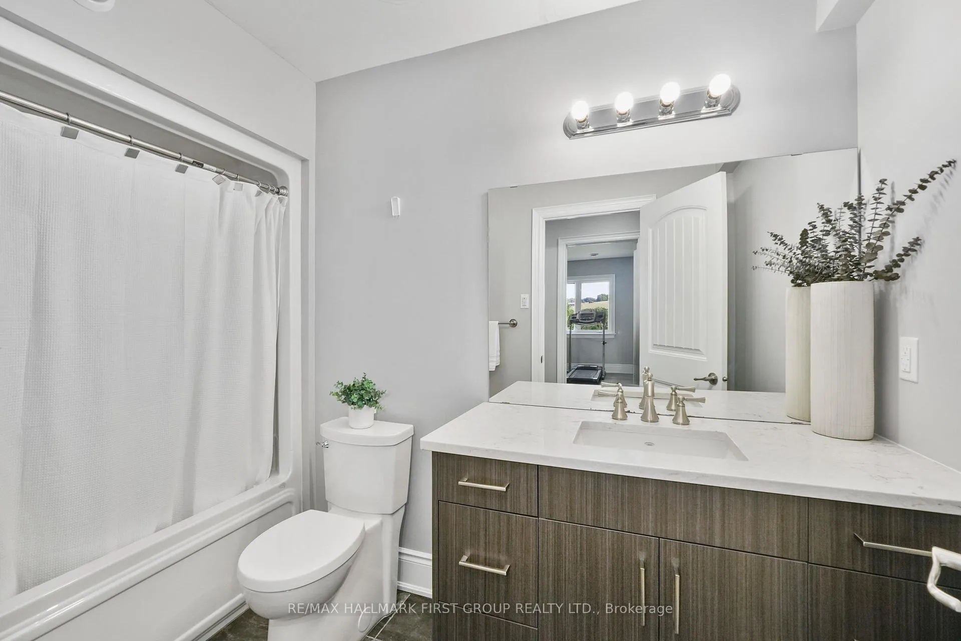 Photo 38 of 38 Deerfield Drive, Hamilton Township, Baltimore — HOMEH
