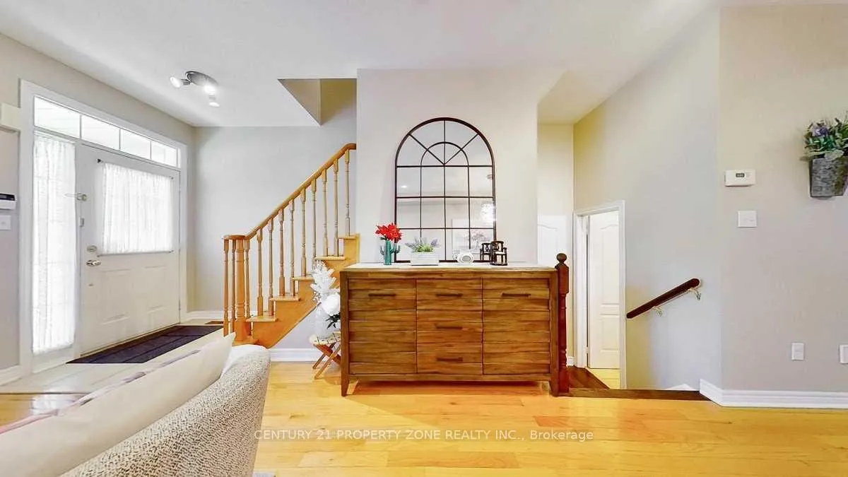 Photo 5 of 2389 Bur Oak Avenue, Markham, Greensborough — HOMEH