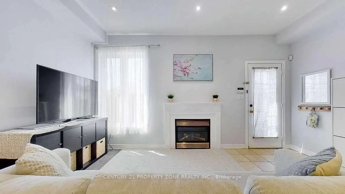 Photo 12 of 2389 Bur Oak Avenue, Markham, Greensborough — HOMEH