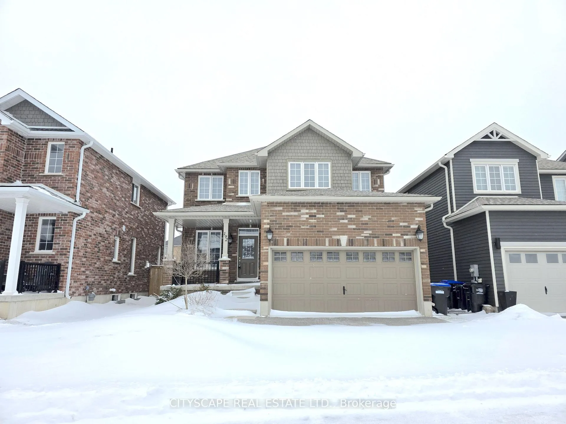 Photo 3 of 192 Findlay Drive, Collingwood — HOMEH
