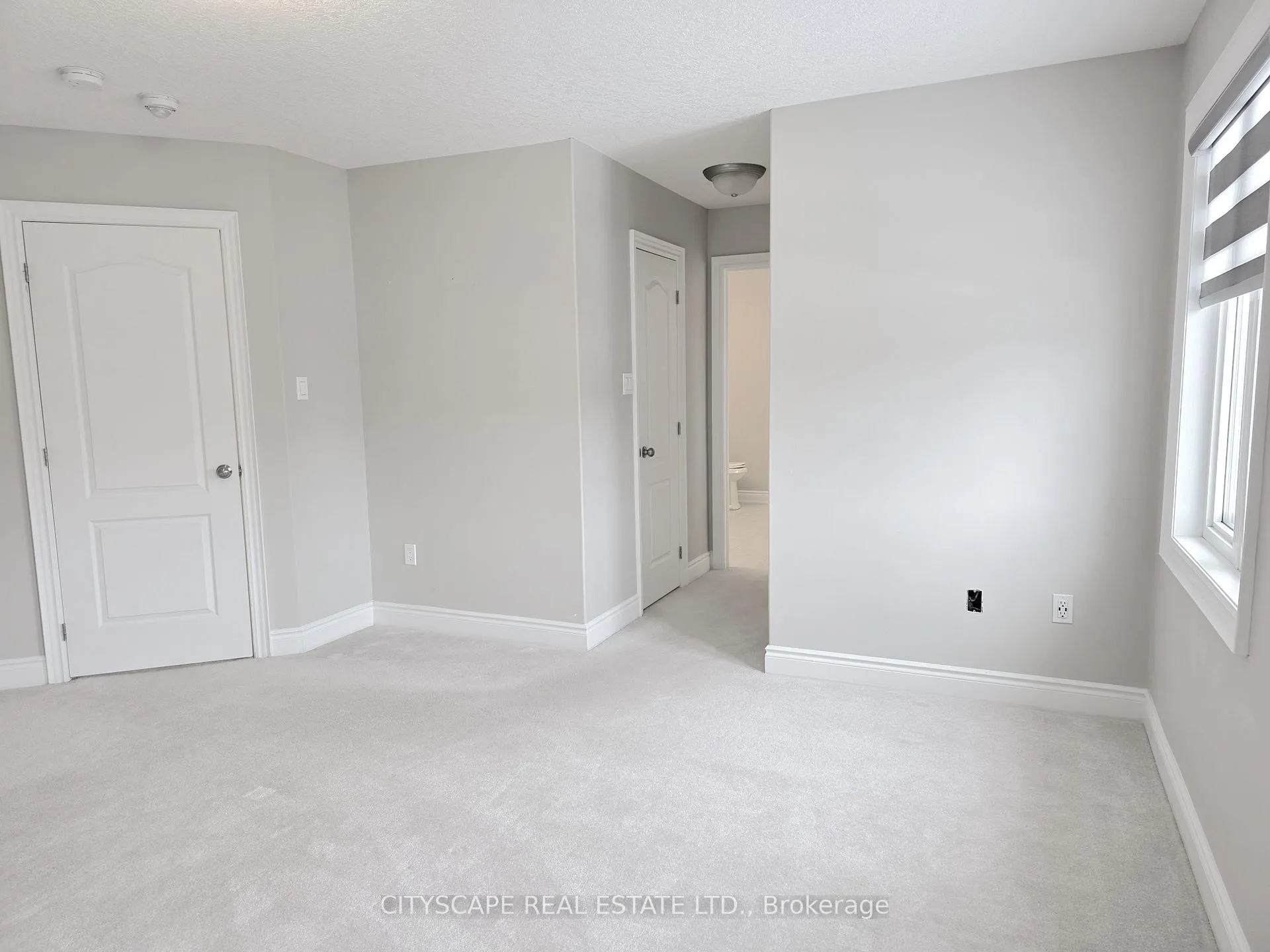 Photo 24 of 192 Findlay Drive, Collingwood — HOMEH
