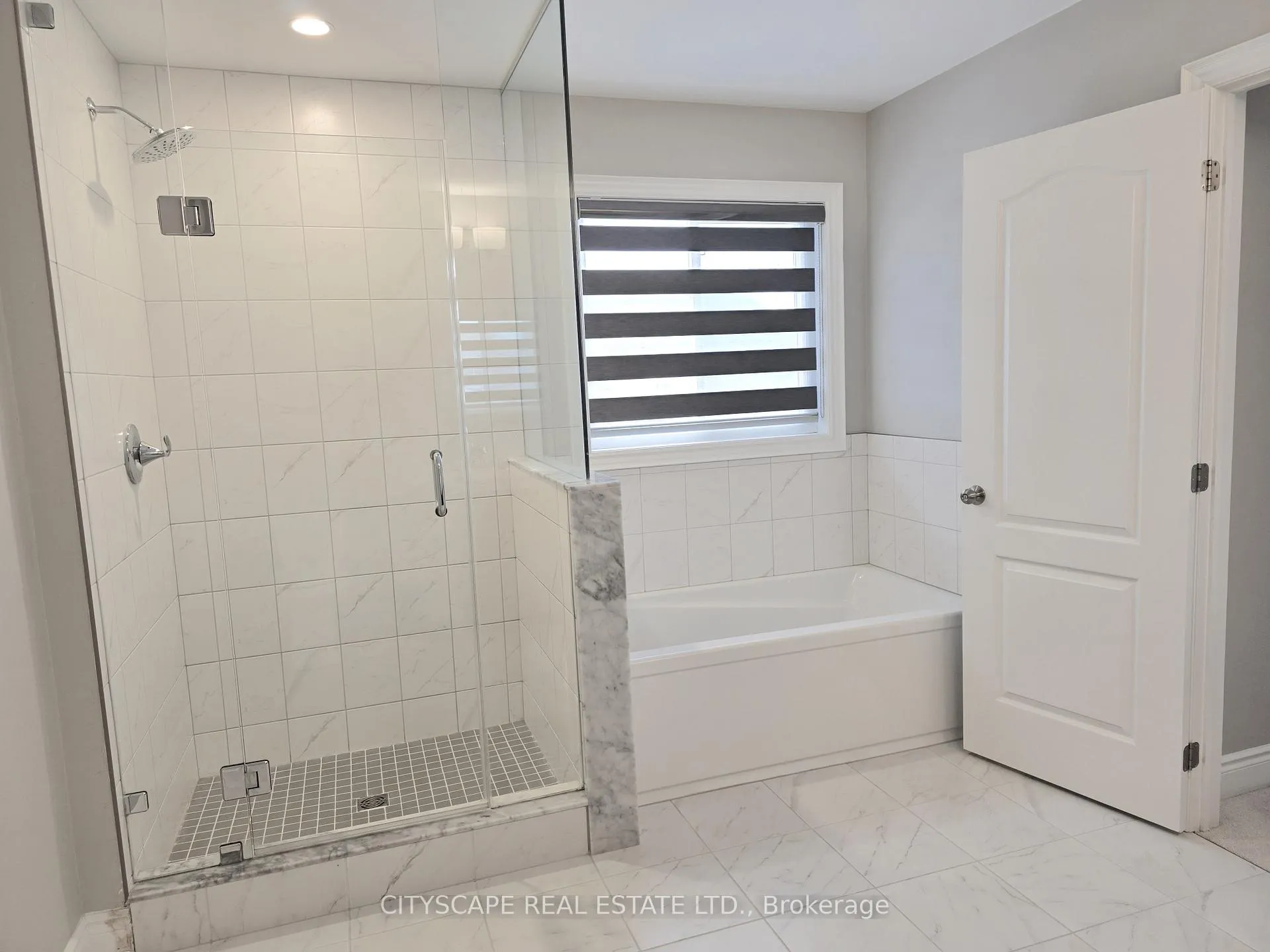 Photo 29 of 192 Findlay Drive, Collingwood — HOMEH