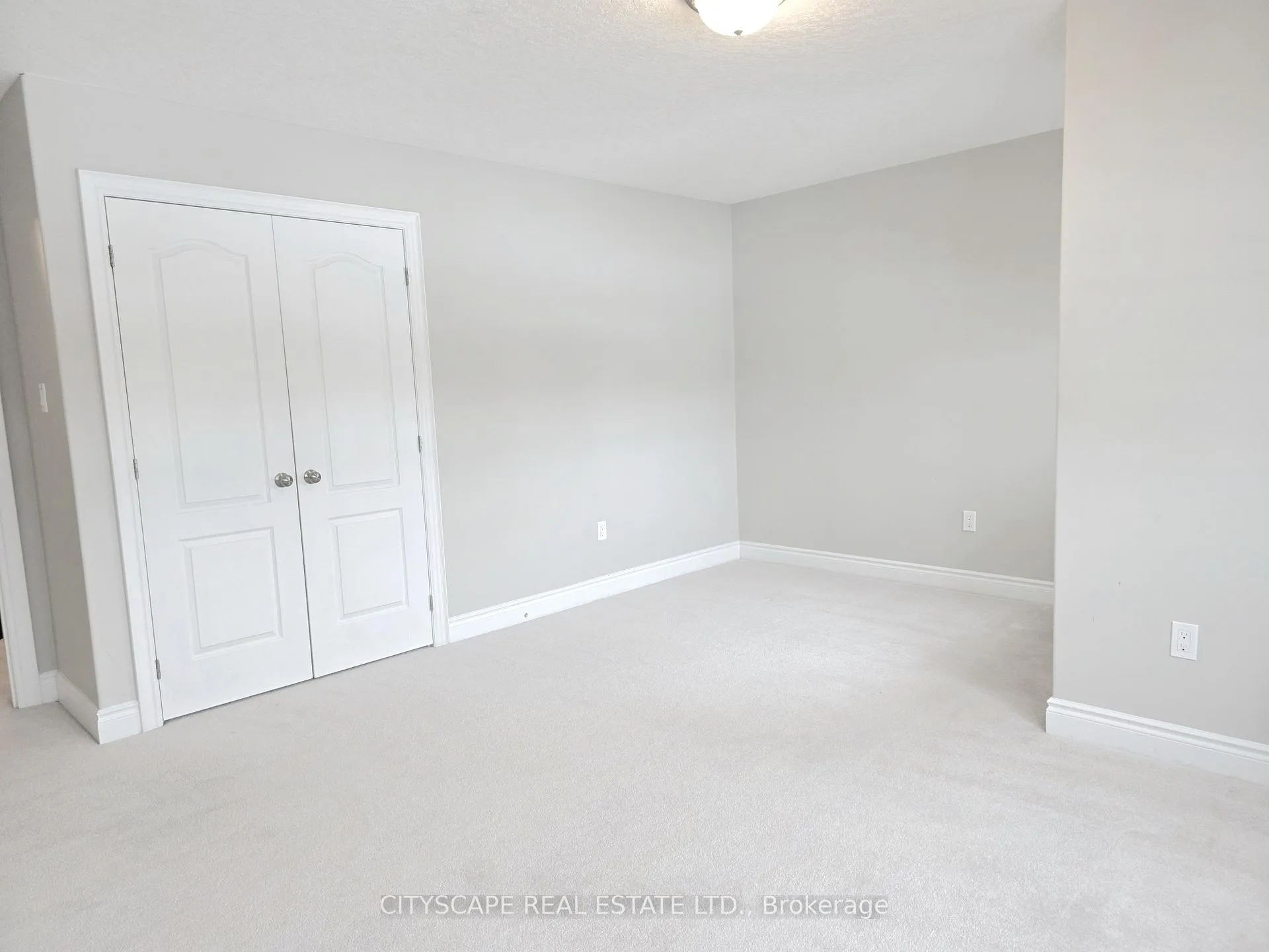 Photo 36 of 192 Findlay Drive, Collingwood — HOMEH