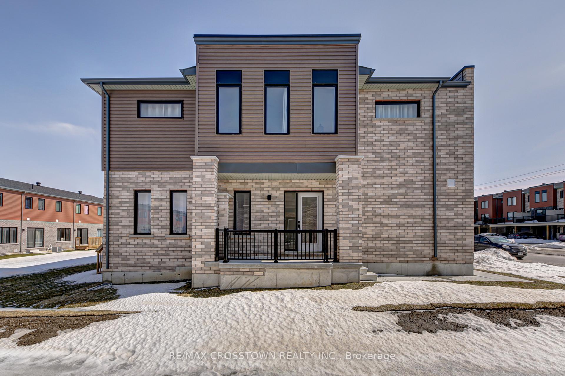 Photo 6 of 44 Fairlane Avenue, Barrie, Painswick South — HOMEH