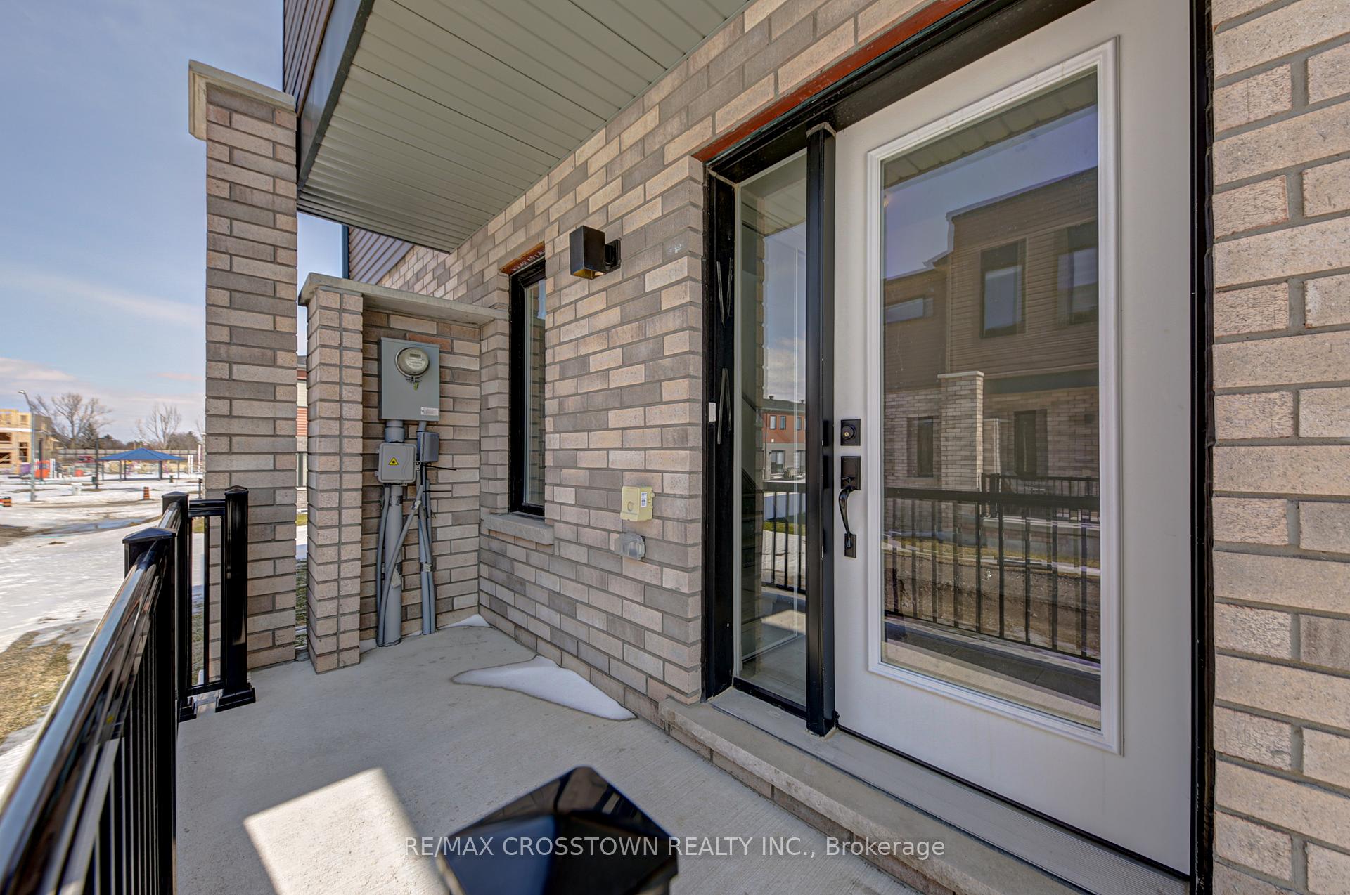 Photo 11 of 44 Fairlane Avenue, Barrie, Painswick South — HOMEH