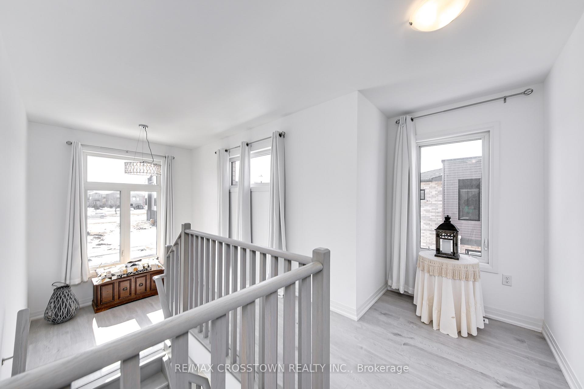 Photo 30 of 44 Fairlane Avenue, Barrie, Painswick South — HOMEH