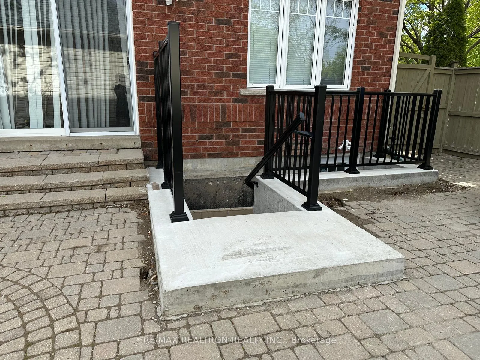 Photo 10 of 1 Settlement Park Avenue, Markham, Cornell — HOMEH
