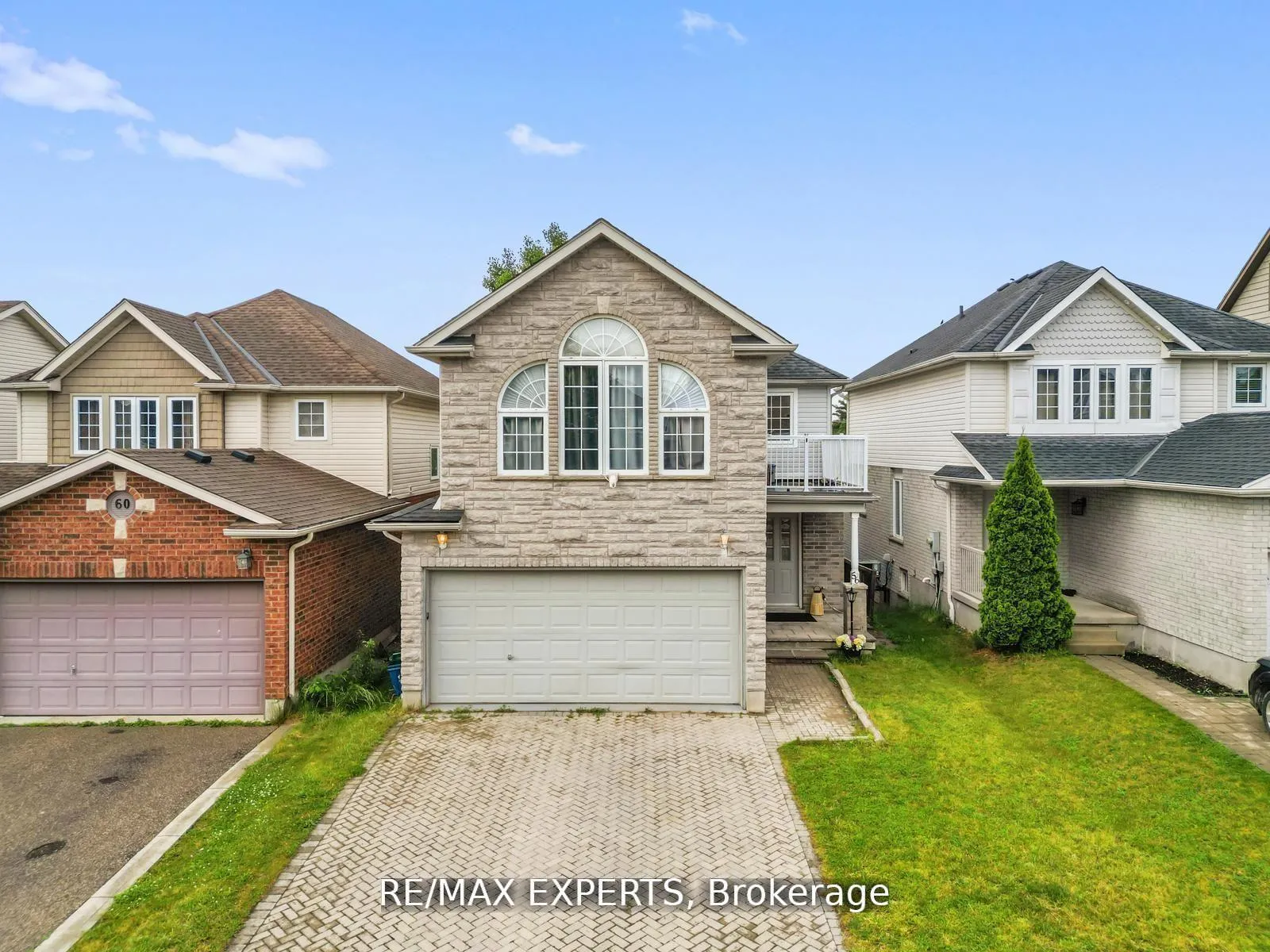Photo 3 of 56 Steepleridge Street, Kitchener — HOMEH