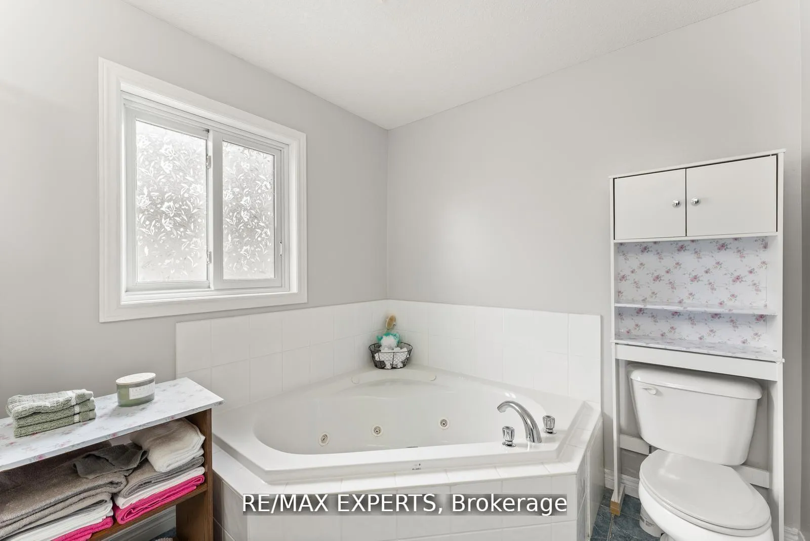 Photo 25 of 56 Steepleridge Street, Kitchener — HOMEH