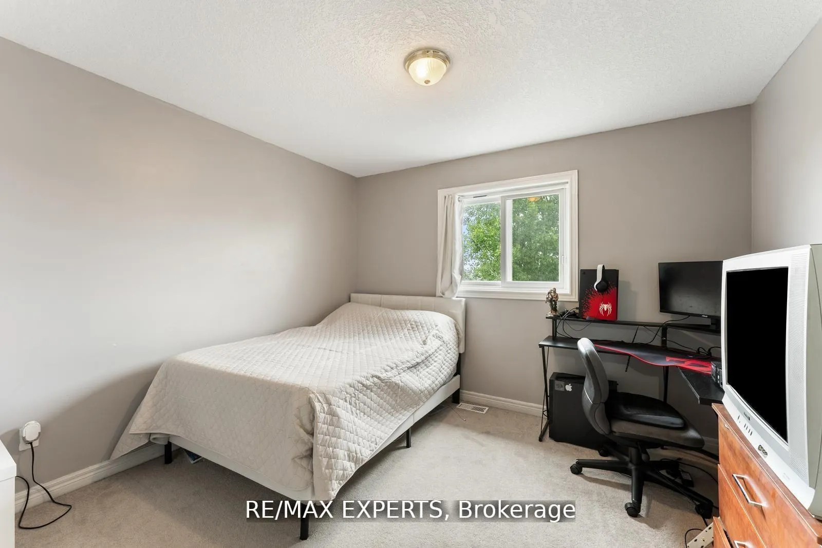 Photo 31 of 56 Steepleridge Street, Kitchener — HOMEH