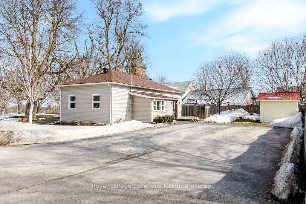 Photo 3 of 1 Erie Street, Clearview, Rural Clearview — HOMEH