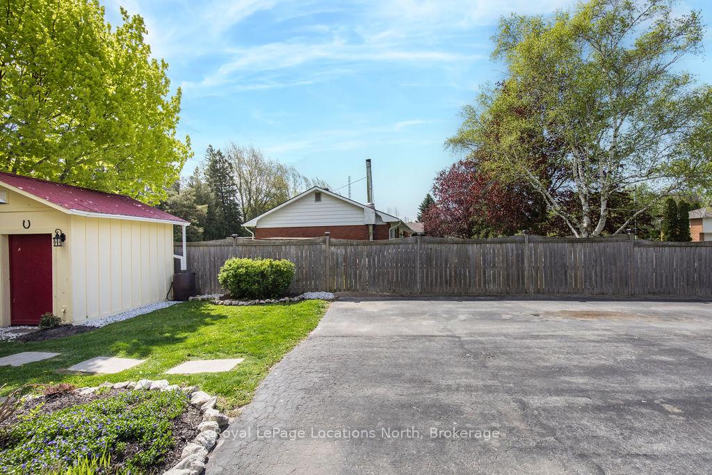 Photo 28 of 1 Erie Street, Clearview, Rural Clearview — HOMEH