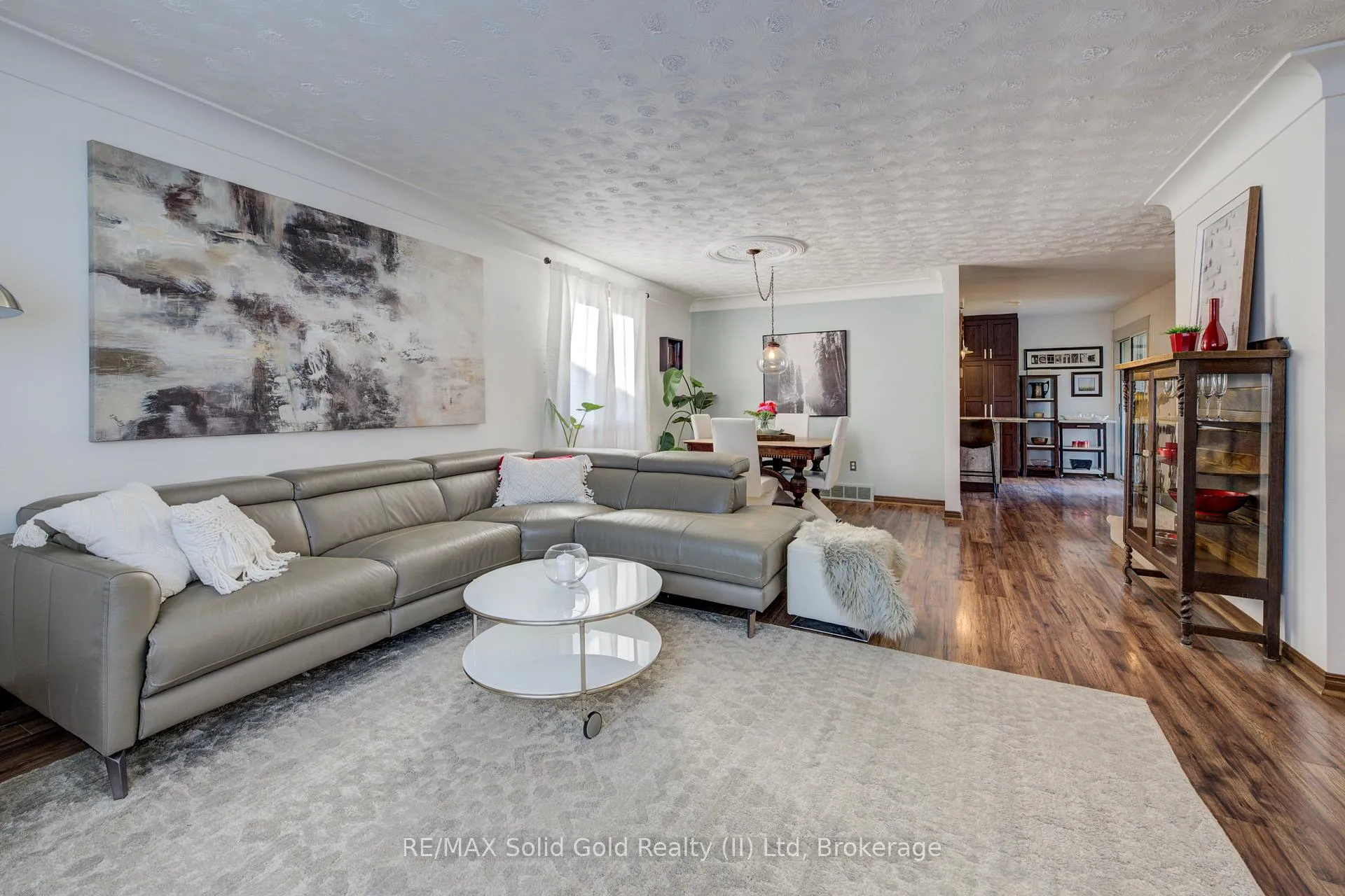 Photo 6 of 10 Winfield Court, St. Catharines, Carlton/Bunting — HOMEH