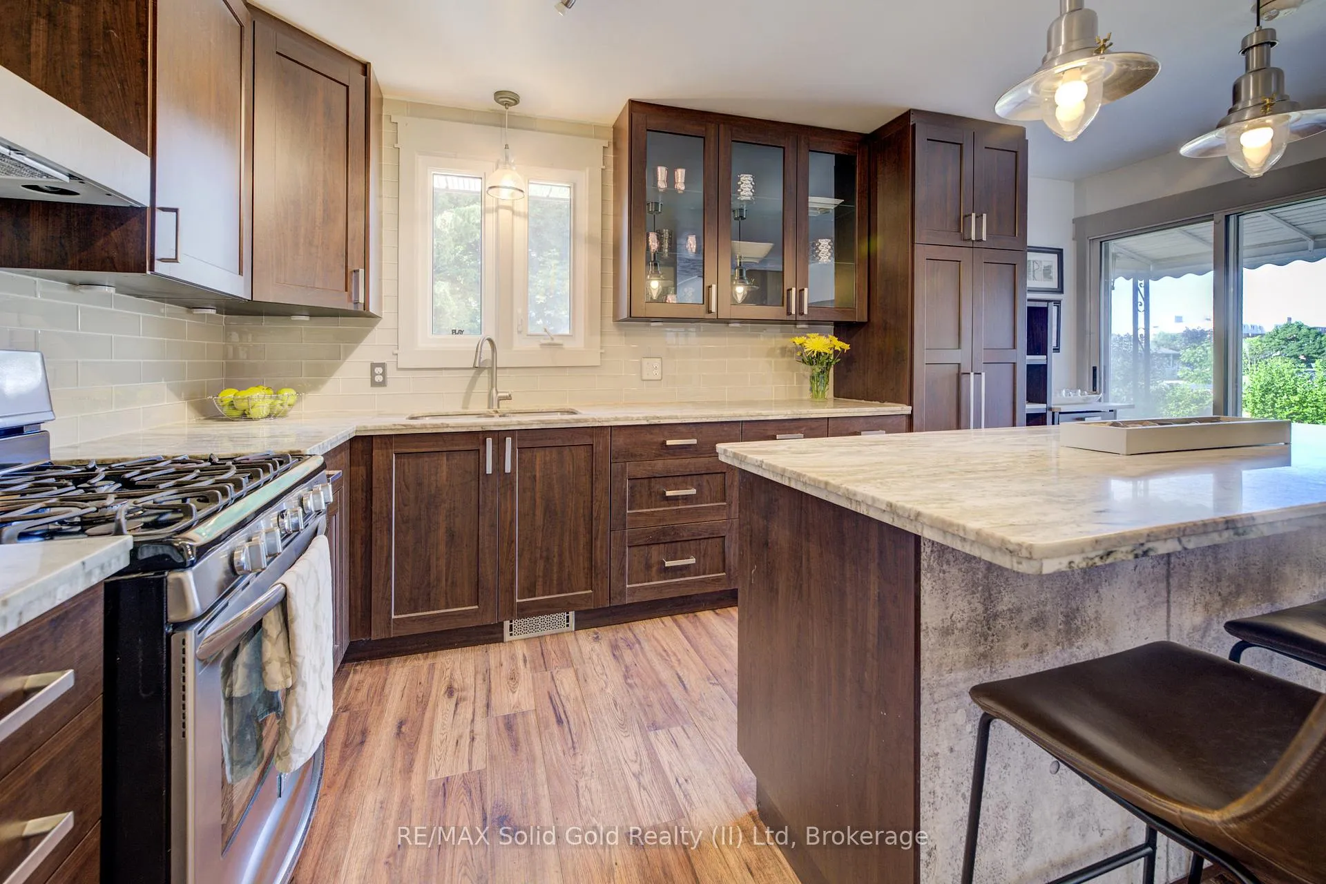 Photo 11 of 10 Winfield Court, St. Catharines, Carlton/Bunting — HOMEH