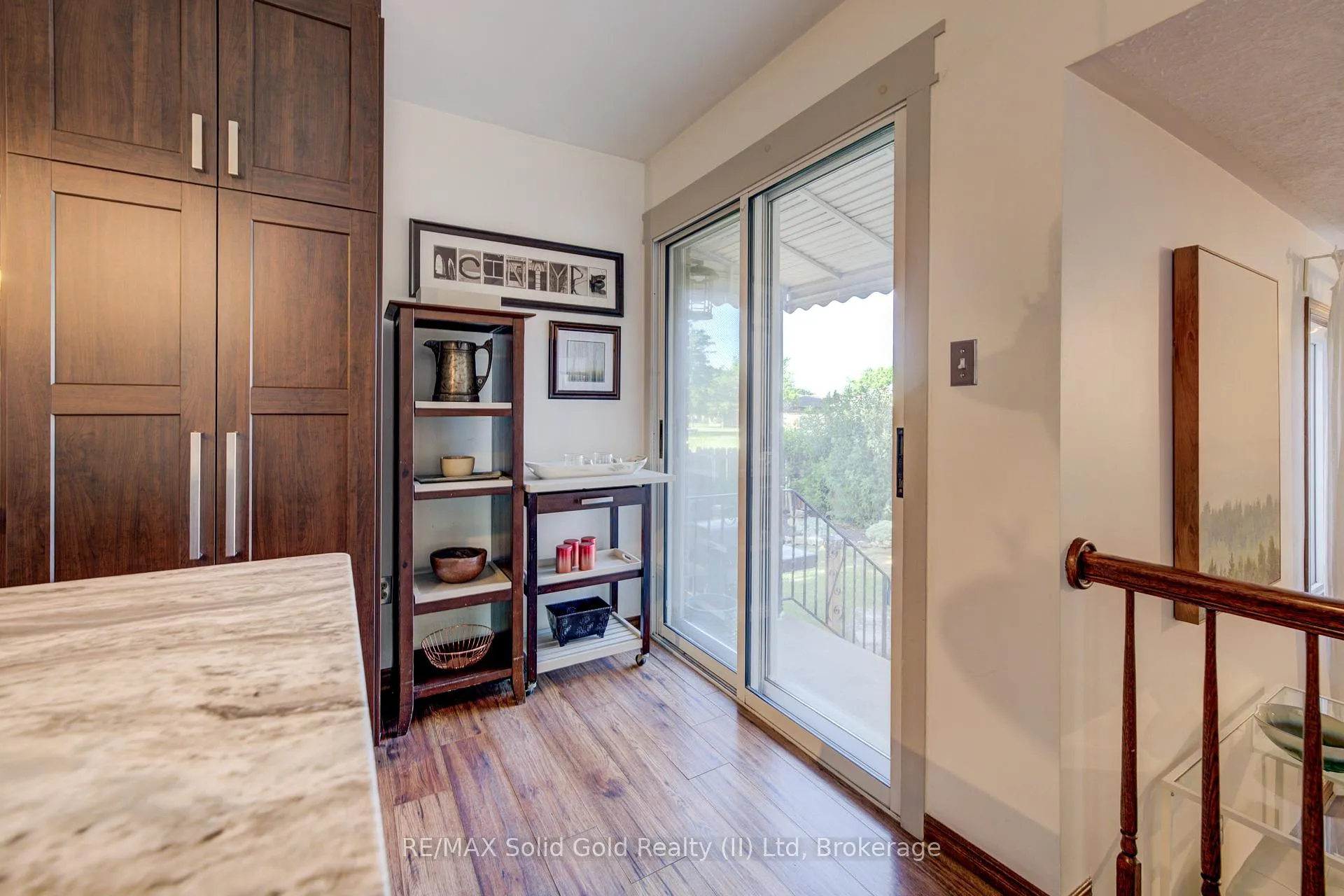 Photo 12 of 10 Winfield Court, St. Catharines, Carlton/Bunting — HOMEH