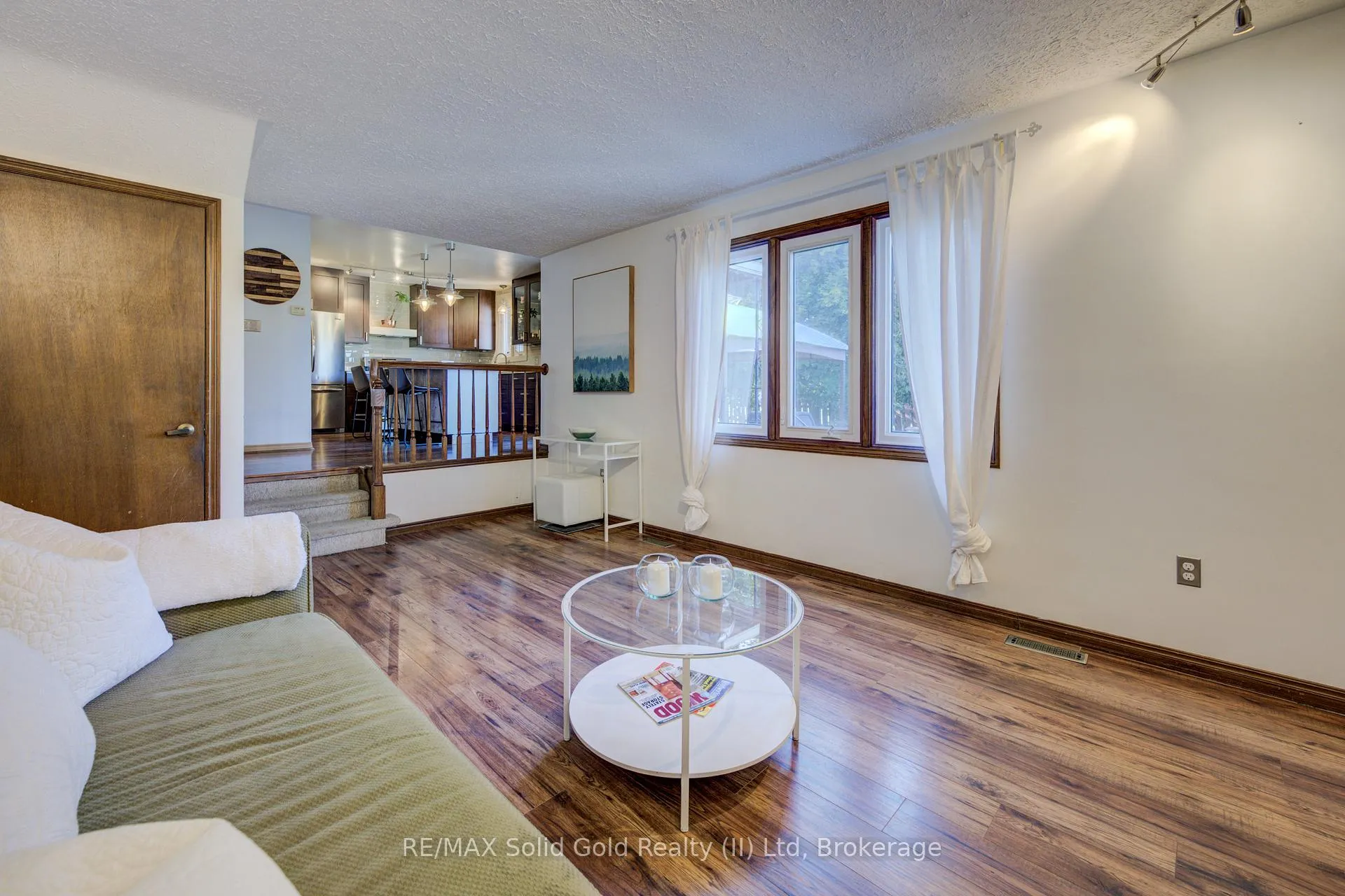 Photo 16 of 10 Winfield Court, St. Catharines, Carlton/Bunting — HOMEH